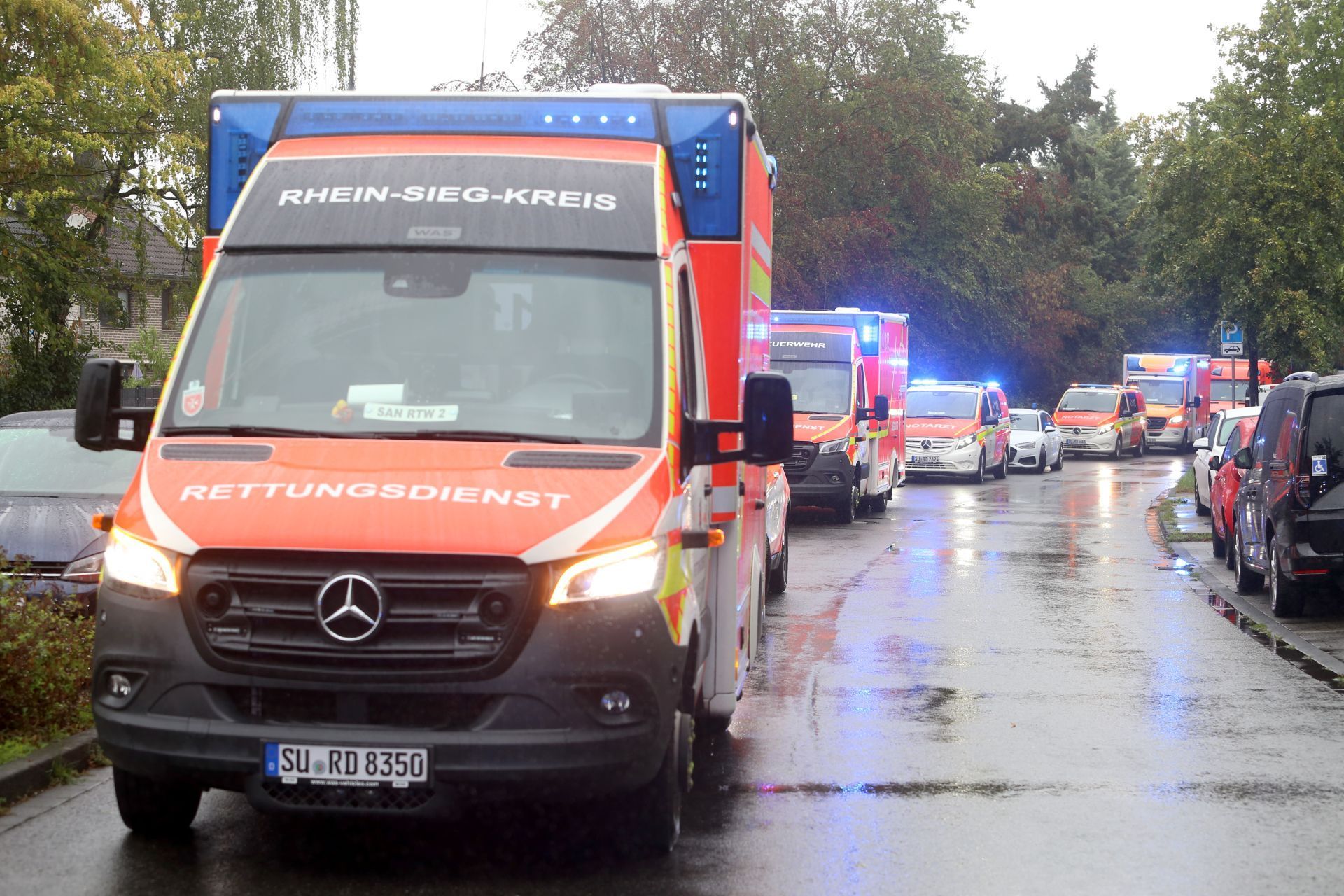 Es wurde Stadtalarm ausgelöst: Die gesamte Feuerwehr Sankt Augustins war im Einsatz.