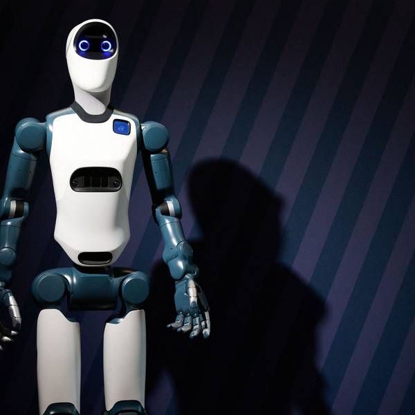 Der humanoiden Roboter „Agile ONE“ ist bei einem Pressetermin in der Firmenzentrale von Agile Robots zu sehen.