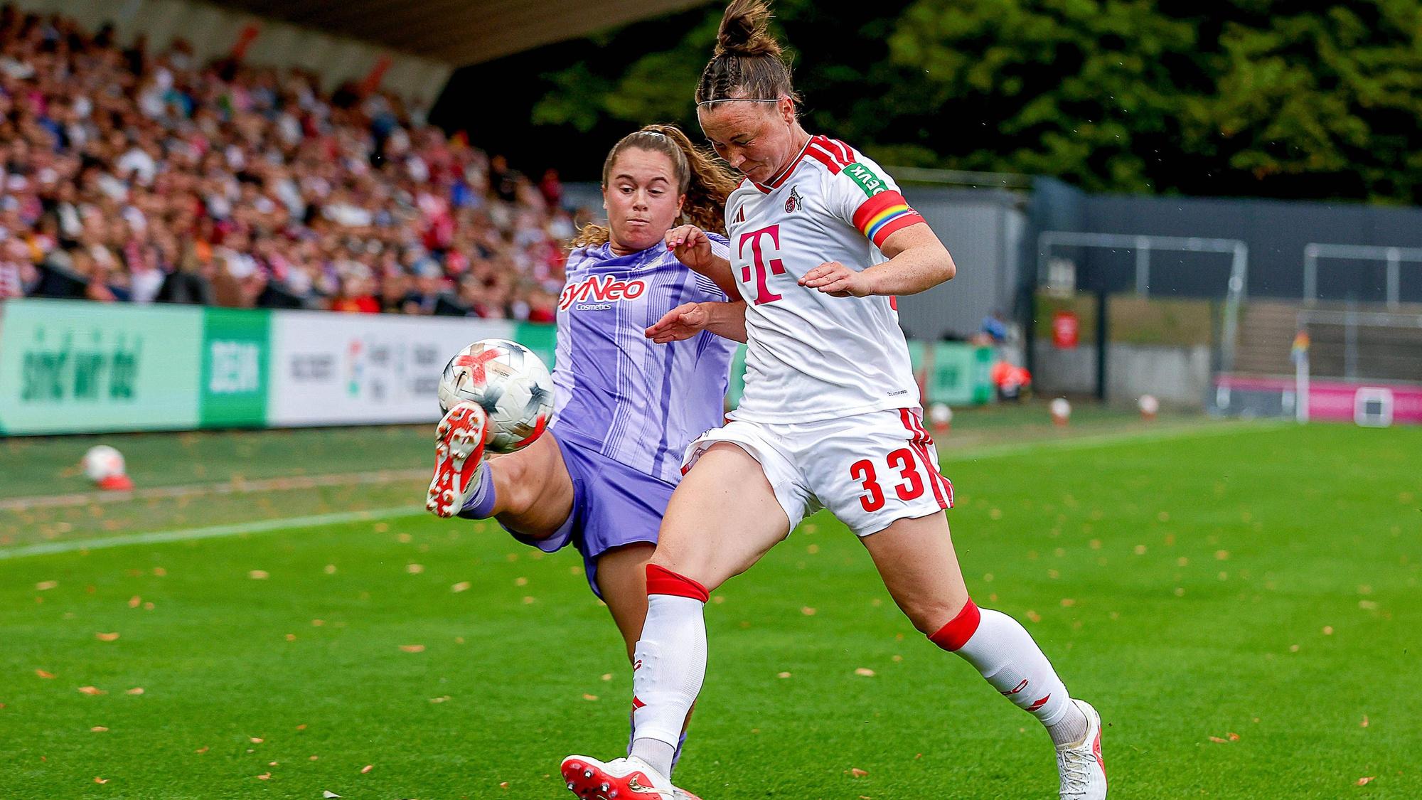 28.08.2026, xsscx, Frauen Fußball, 1. FC Köln - TSG Hoffenheim, 1. Fußball Bundesliga, 2. Spieltag, Franz-Kremer-Stadion, Saison 2027 2027: Laia Martret TSG Hoffenheim 21 im Zweikampf gegen Marina Hegering 1. FC Köln 33 DFB regulations prohibit any use of photographs as image sequences and or quasi-video. Photo: xSandraxScherningxPressefotoKochx Nordrhein-Westfalen Deutschland *** August 28, 2026, xsscx, Women s Soccer, 1. FC Köln vs. TSG Hoffenheim, Bundesliga 1, Matchday 2, Franz Kremer Stadium, 20272027 Season: Laia Martret TSG Hoffenheim, No. 21 in a tackle against Marina Hegering 1 FC Köln, No. 33. DFB regulations prohibit any use of photographs as image sequences and/or quasi-video. Photo: xSandraxScherningxPressefotoKochx, North Rhine-Westphalia, Germany