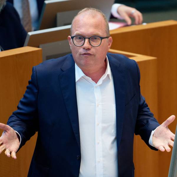 16.09.2026, Nordrhein-Westfalen, Düsseldorf: Jochen Ott, Vorsitzender der SPD Fraktion, spricht bei der 129. Plenarsitzung des Landtags von Nordrhein-Westfalen. Foto: Henning Kaiser/dpa +++ dpa-Bildfunk +++