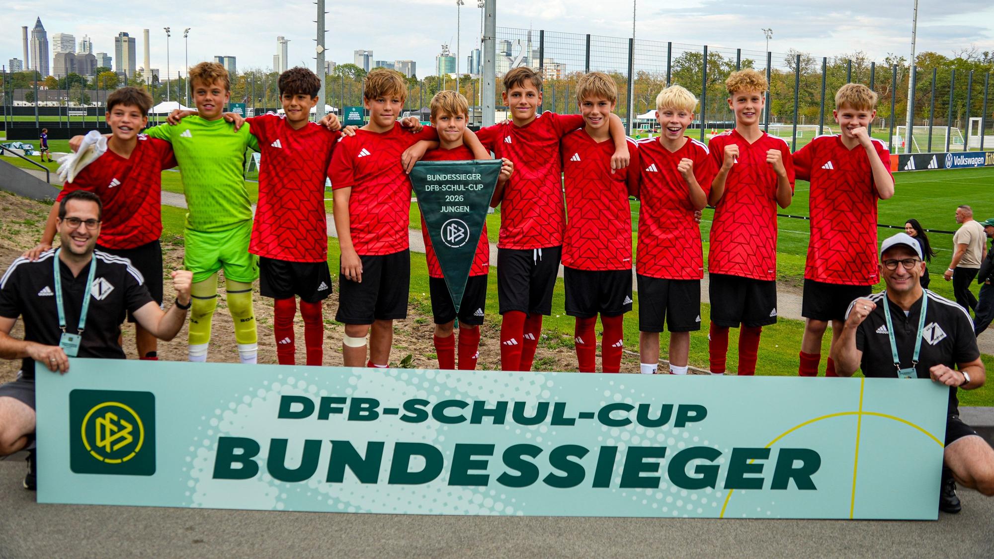 Die erfolgreiche U13 des Landrat-Lucas-Gymnasiums