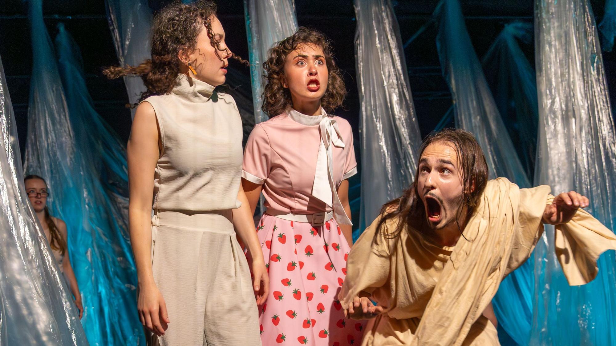 Lysistrata von Arisophanes ist die neue Produktion der Studiobühne Siegburg.