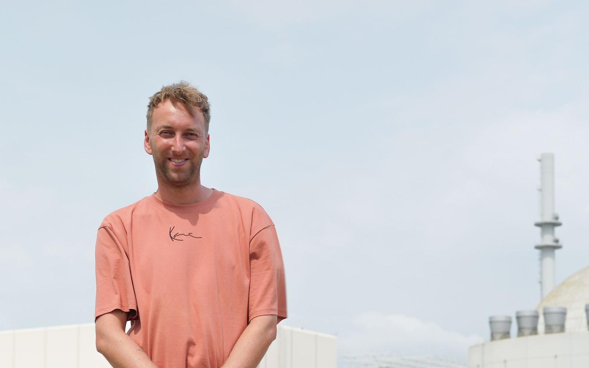In der Strategie-Adventure-Show „Terrain - Battle of the Flags“ (wöchentlich ab Donnerstag, 24. September, um 23.45 Uhr, bei ZDFneo) von YouTuber Torge Oelrich, alias Freshtorge, treten zehn Content Creator in einem Wettkampf gegeneinander an. (Bild: ZDF/Jörg Hammermeister)