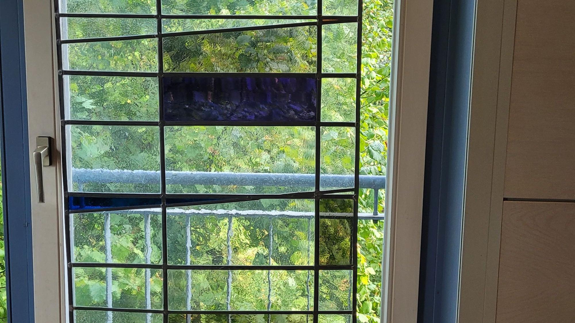 Ein Glasfenster