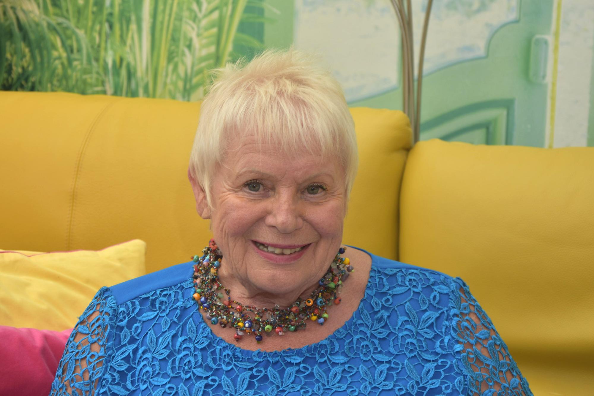 Seit 50 Jahren ist Marlene Jepsen treuer Badegast in Bedburg.