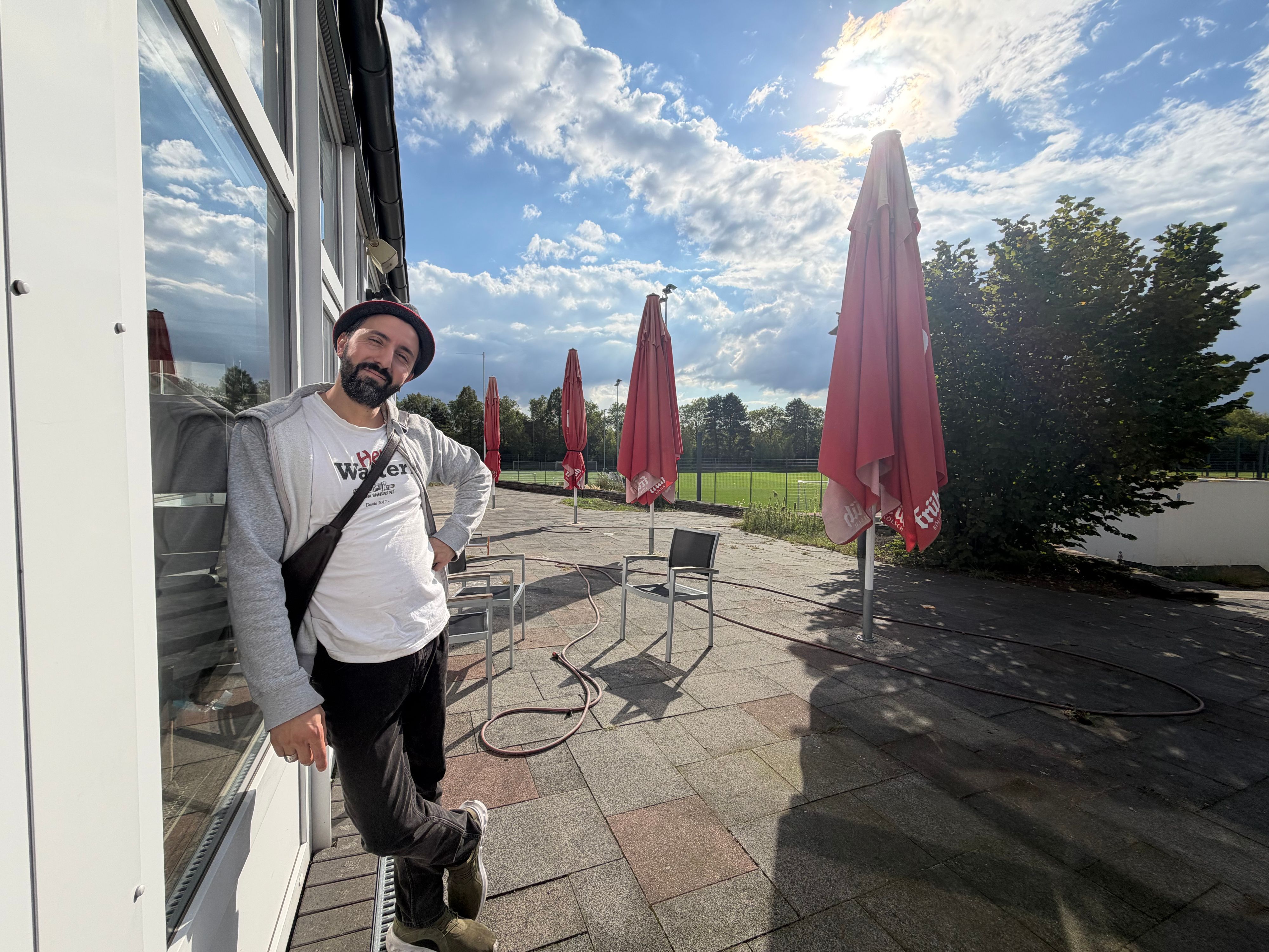 Walter Alejandro di Cara auf der künftigen Terrasse des neuen „Hey Walter“