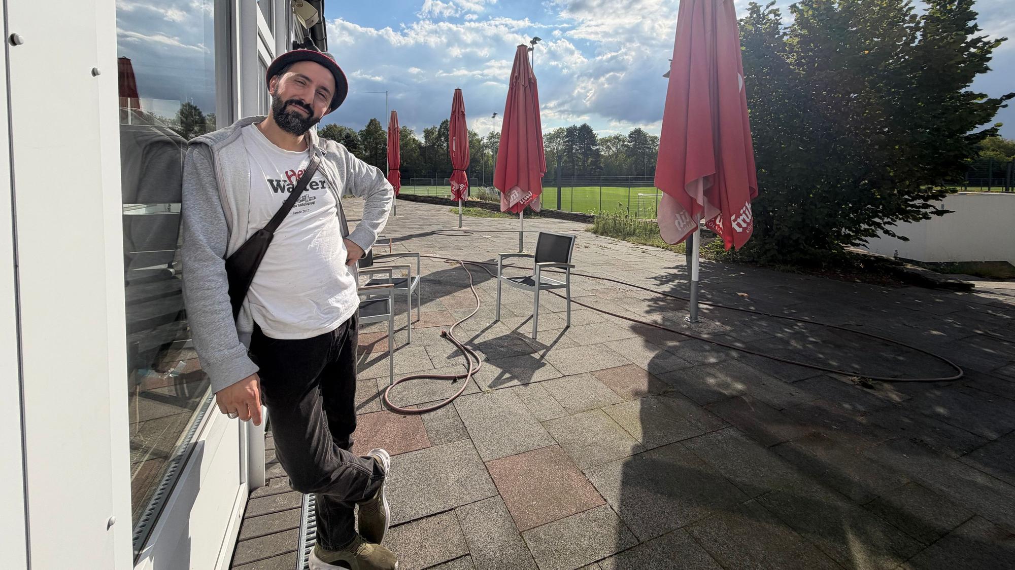 Walter Alejandro di Cara auf der künftigen Terrasse des neuen „Hey Walter“
