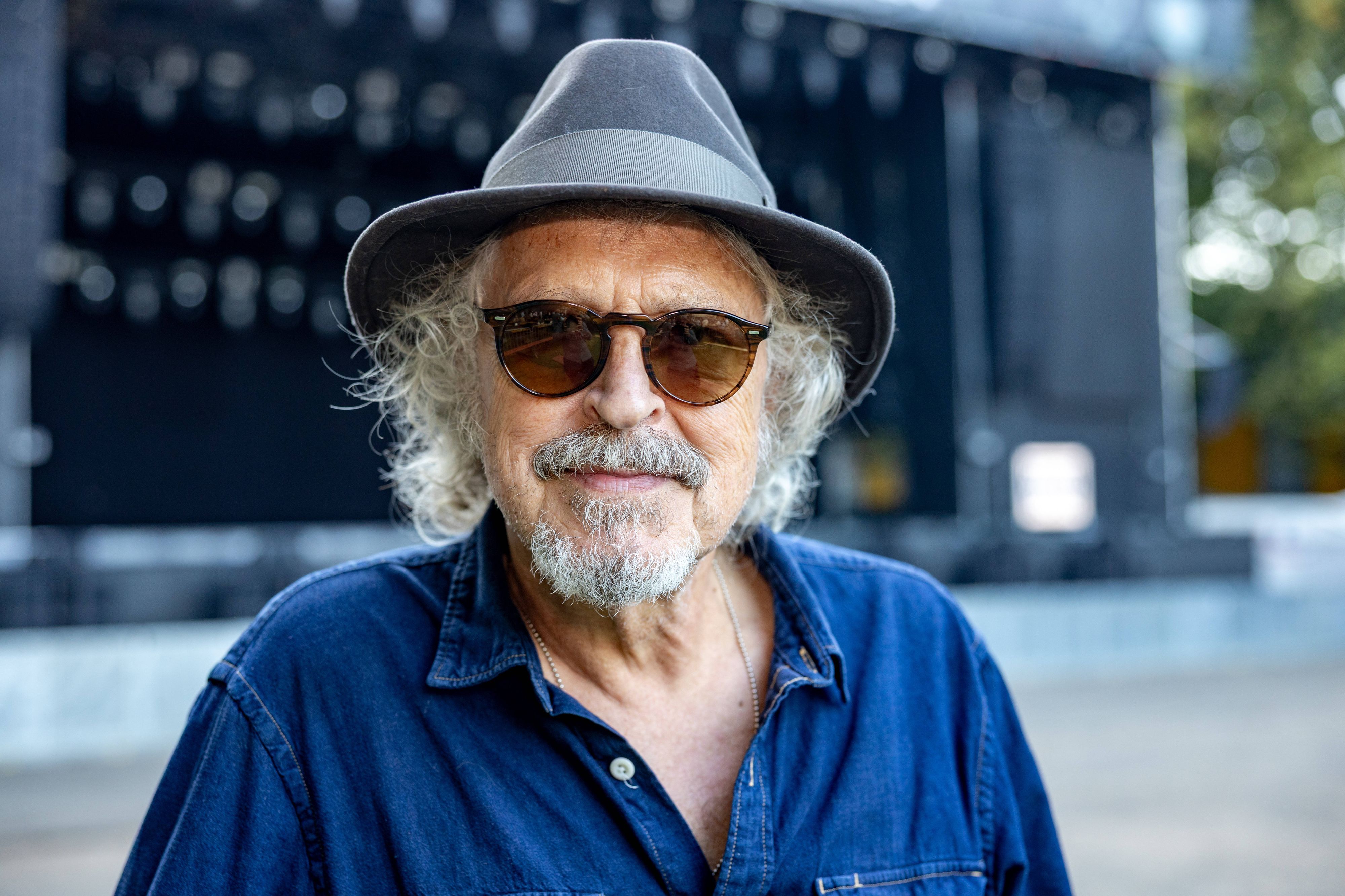 Wolfgang Niedecken beim KunstRasen in Bonn