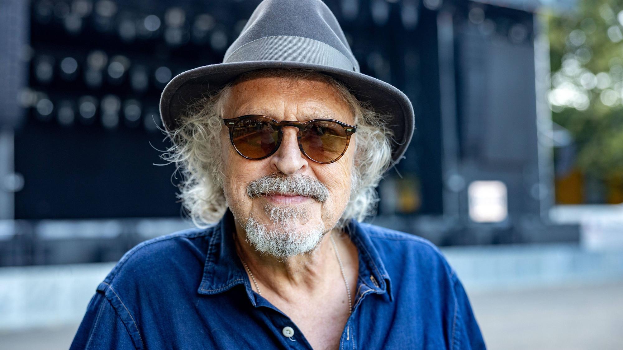 Wolfgang Niedecken beim KunstRasen in Bonn