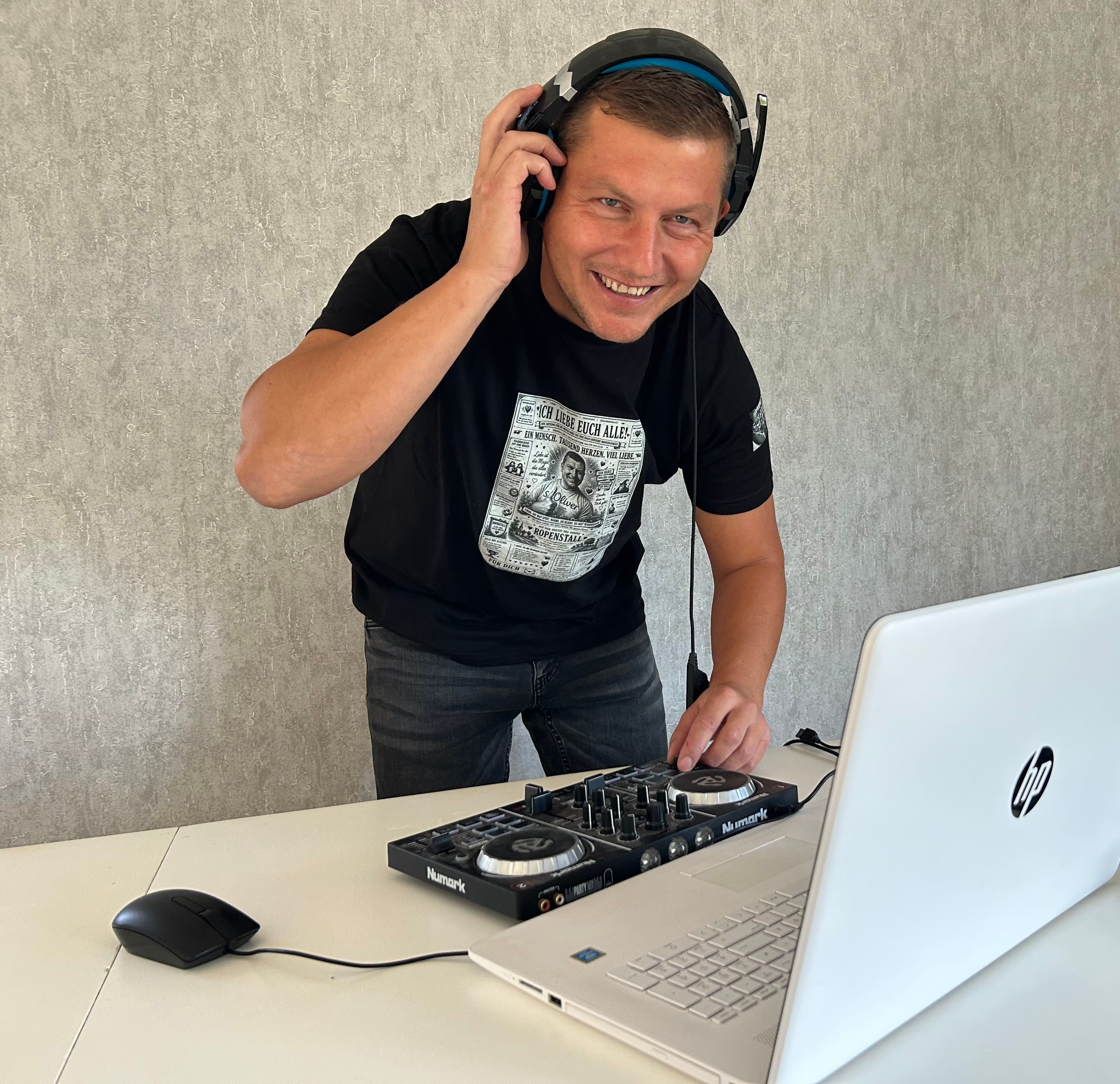 DJ Tomek Wojciechowski-Czékus