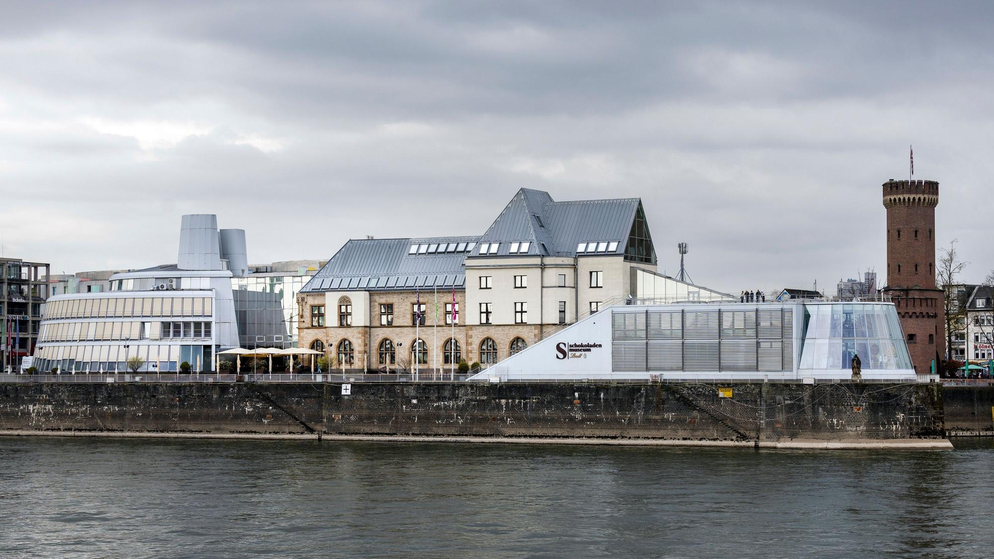 Das Kölner Rheinufer mit Blick auf das Schokoladenmuseum. (Archivbild)