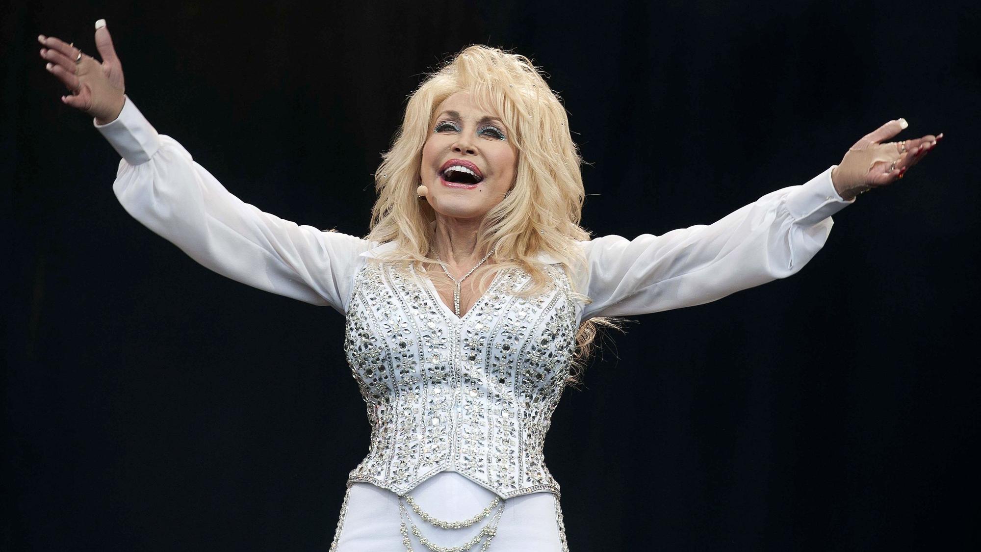 Dolly Parton auf der Bühne