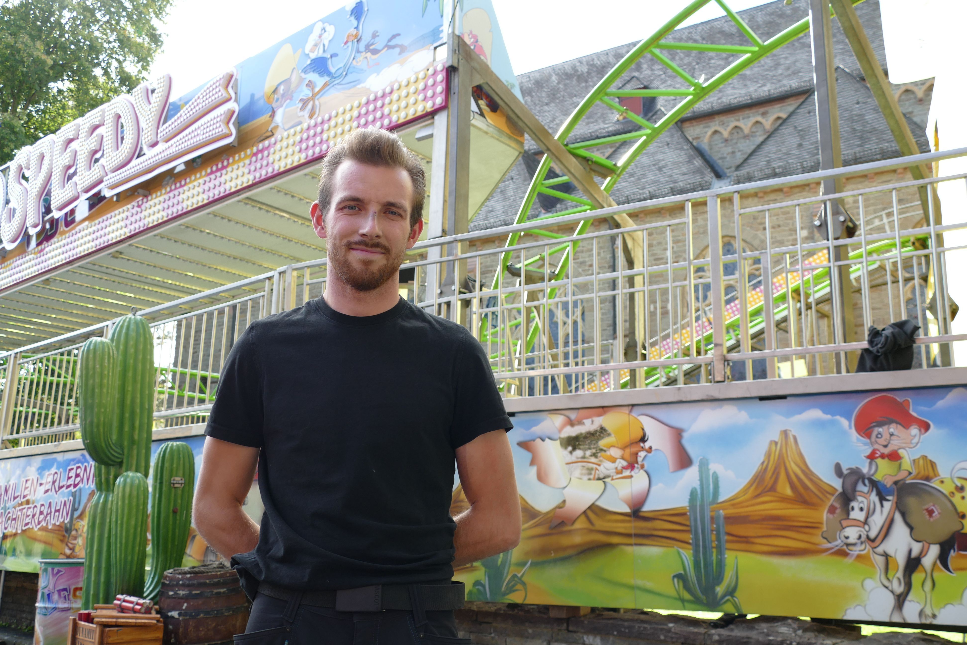 Maximilian Welte ist mit seiner Familie zum zwölften Mal als Schausteller auf der Eitorfer Kirmes.