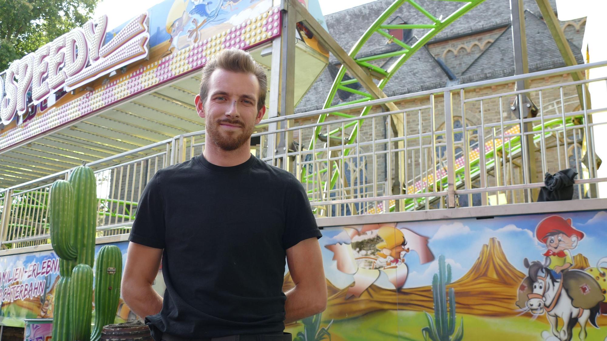 Maximilian Welte ist mit seiner Familie zum zwölften Mal als Schausteller auf der Eitorfer Kirmes.