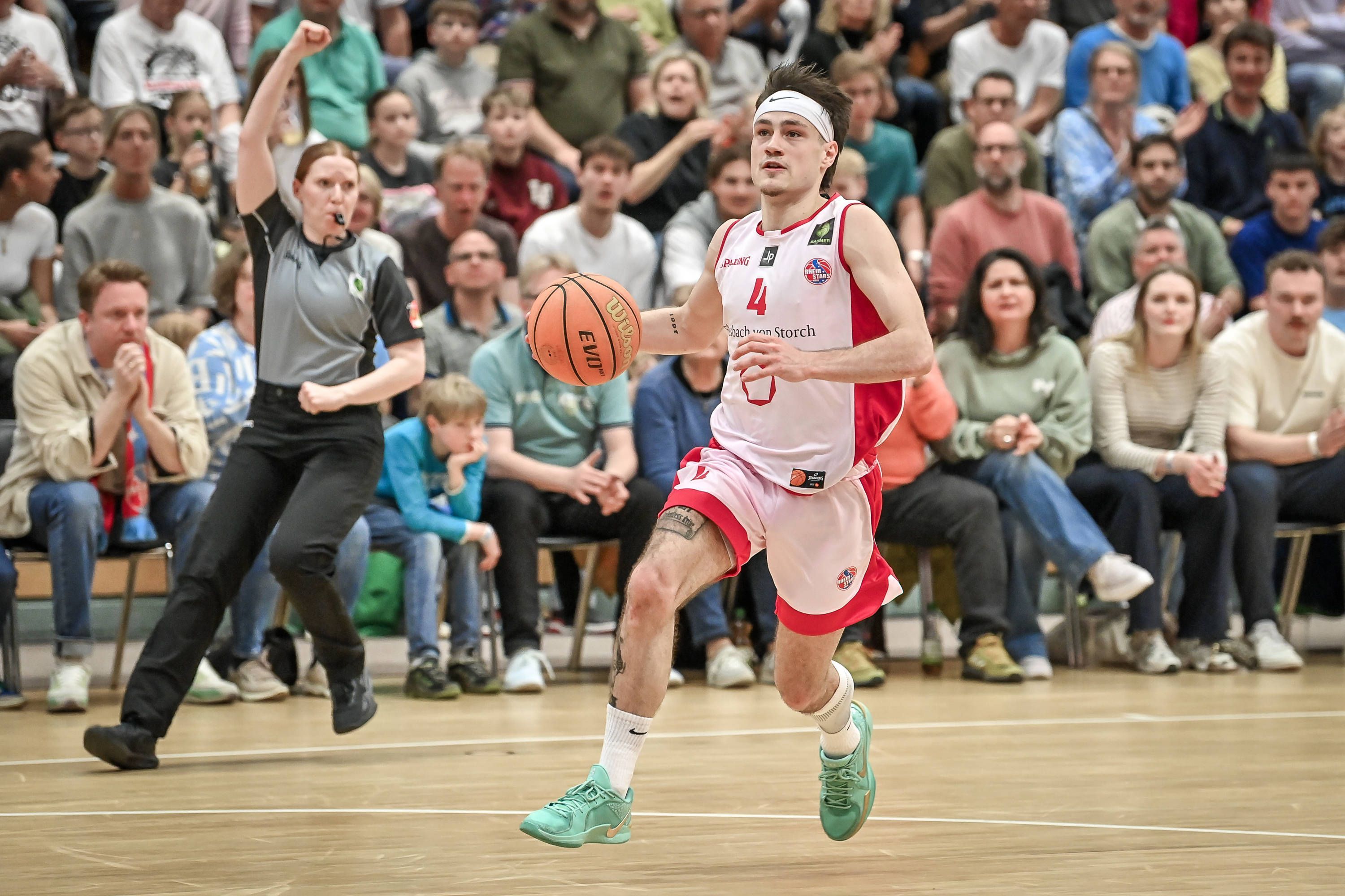 Barmer 2. Basketball Bundesliga ProB: Rheinstars Koeln vs. LOK BERNAU, 20.04.2025 Luca Michels RheinStars Koeln 4, Barmer 2. Basketball Bundesliga ProB: Rheinstars Koeln vs. LOK BERNAU am 20.04.2025 im ASV Koeln in Koeln Nordrhein-Westfalen *** Barmer 2 Basketball Bundesliga ProB Rheinstars Koeln vs LOK BERNAU, 20 04 2025 Luca Michels RheinStars Koeln 4 , Barmer 2 Basketball Bundesliga ProB Rheinstars Koeln vs LOK BERNAU on 20 04 2025 at ASV Koeln in Koeln North Rhine-Westphalia Copyright: xBEAUTIFULxSPORTS/Mueller-Laschetx