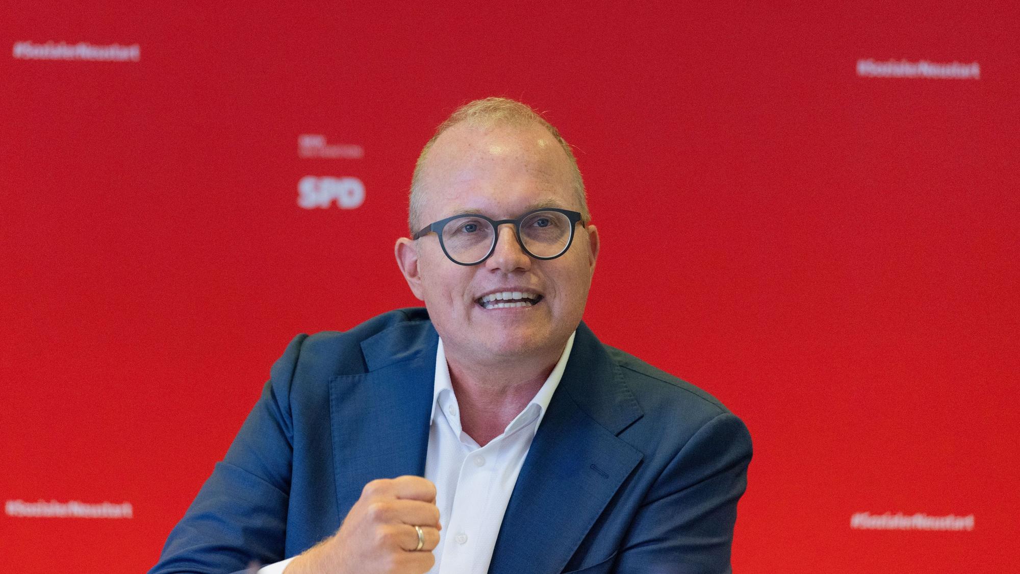 Jochen Ott (SPD), Vorsitzender der SPD-Fraktion in Nordrhein-Westfalen, Oppositionsführer und Spitzenkandidat für die Landtagswahl 2027.Rolf Vennenbernd/dpa