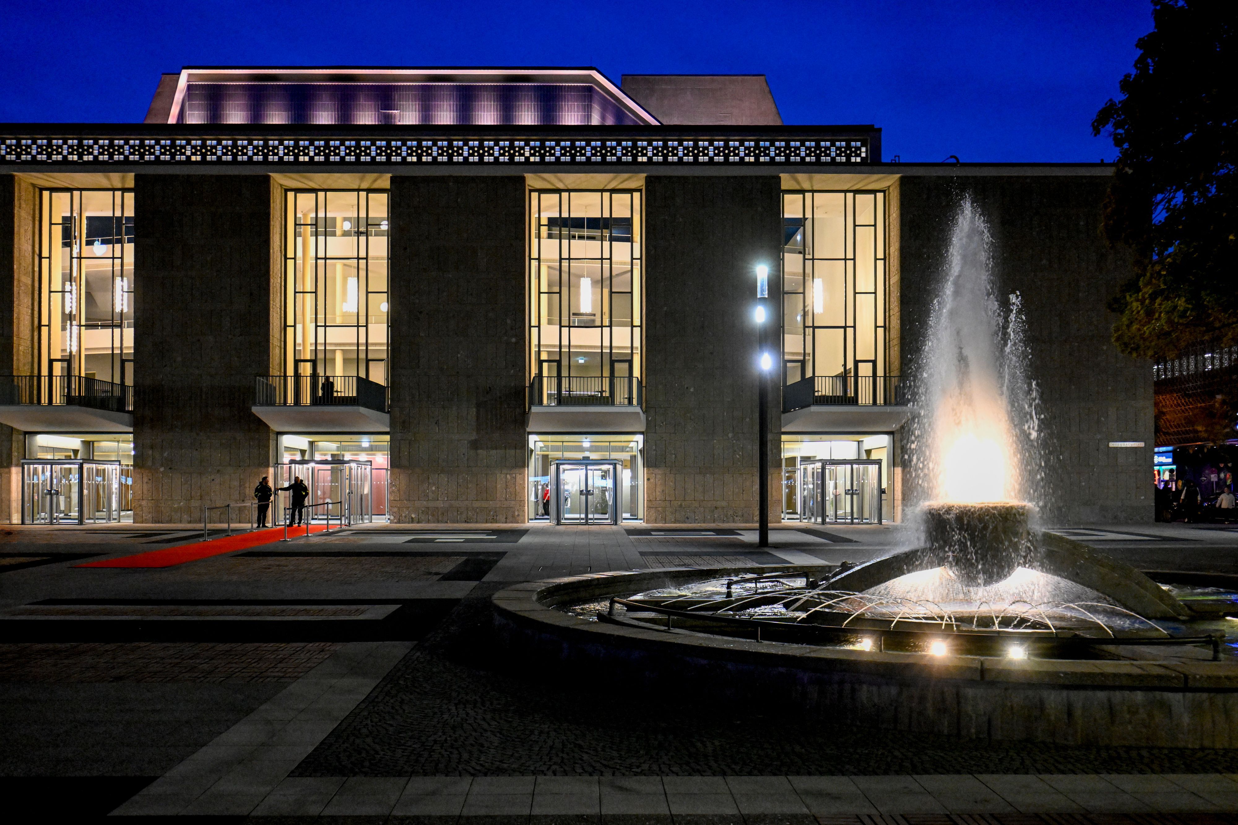 Die Gebäude der Oper am Offenbachplatz