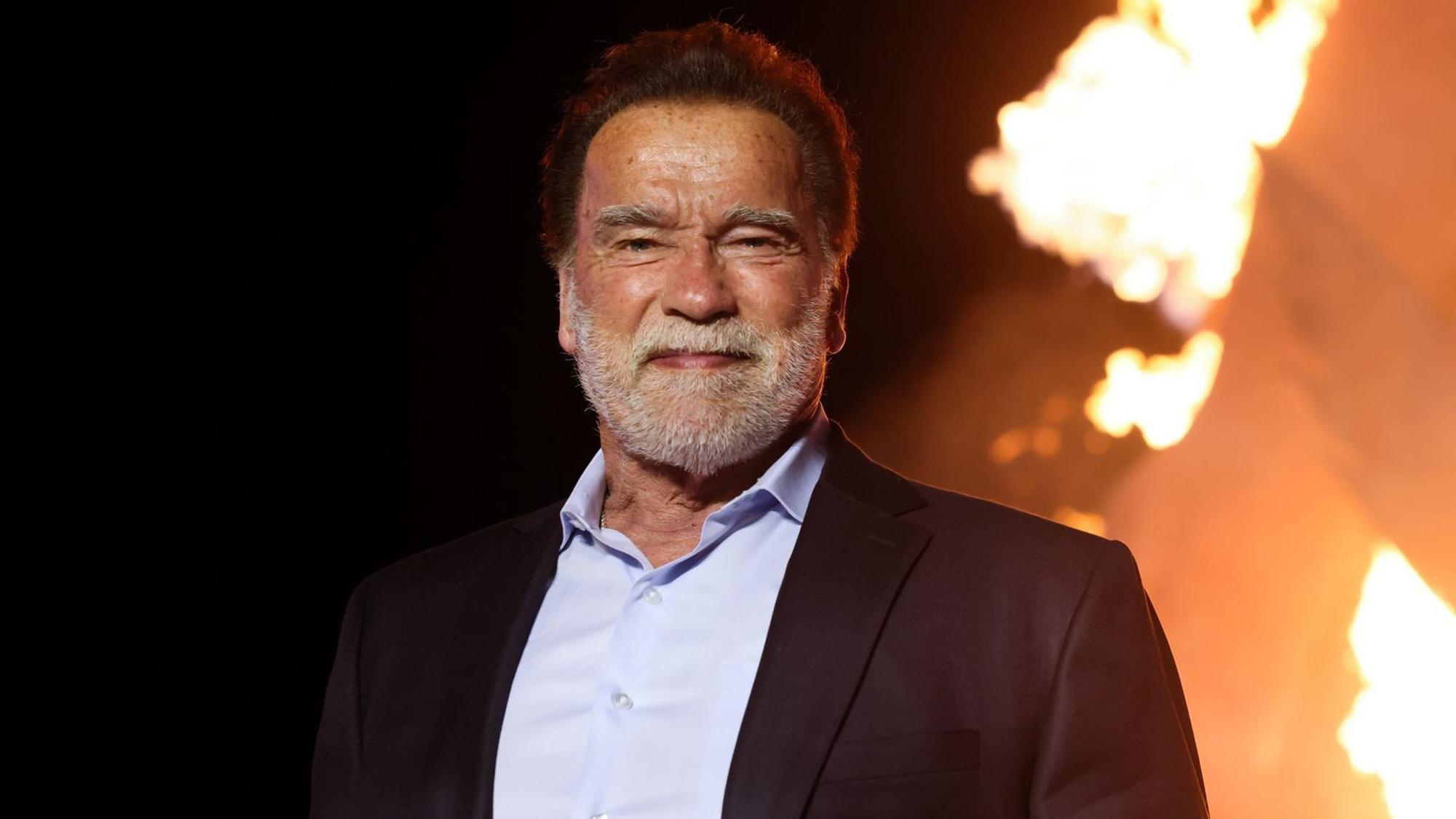 Arnold Schwarzenegger ist etwas in die Jahre gekommen, Filme dreht er aber immer noch. (Bild: 2025 Getty Images/Rodin Eckenroth)