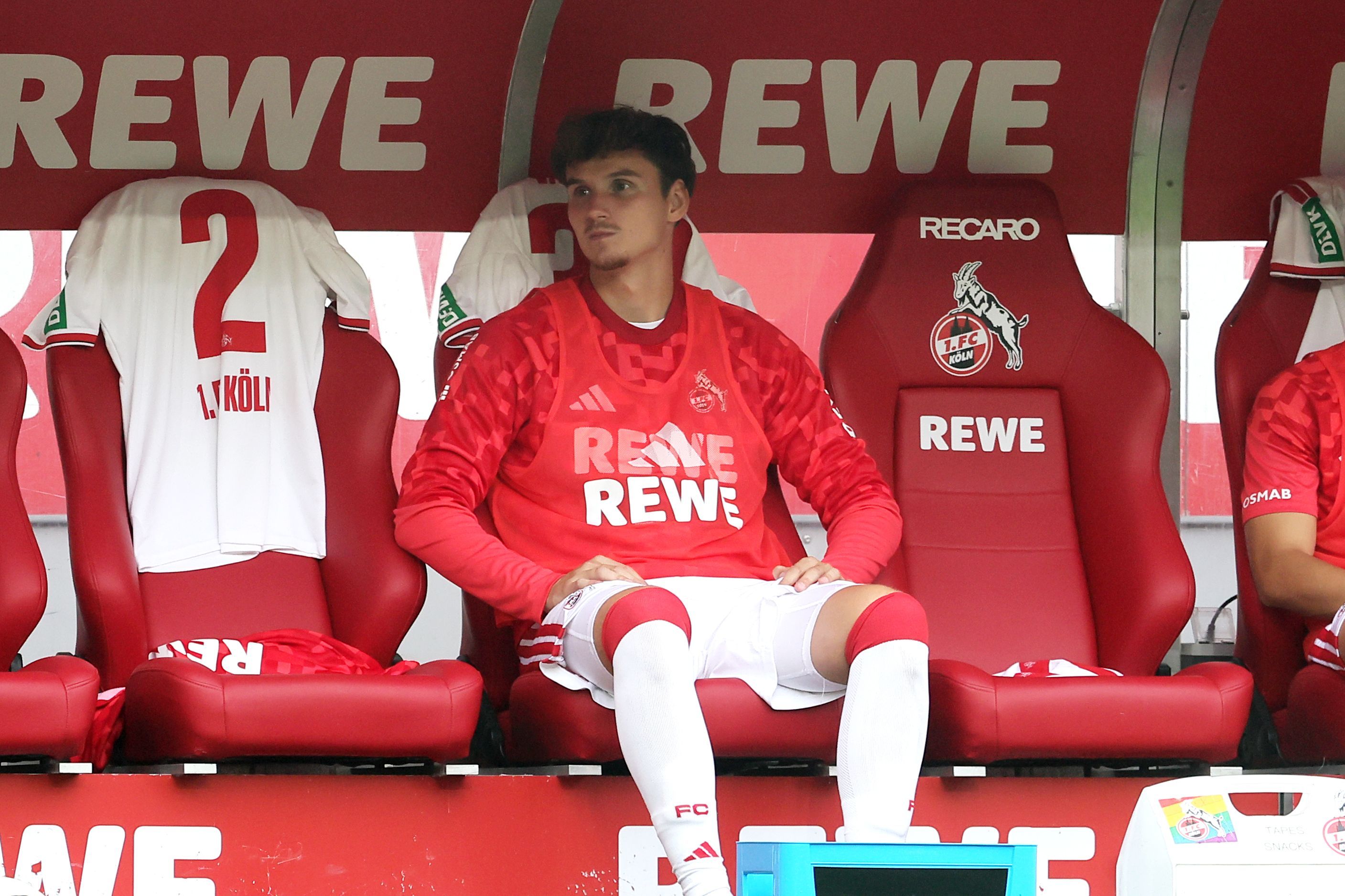 Zu oft Bankdrücker beim 1. FC Köln: Verteidiger Rav van den Berg