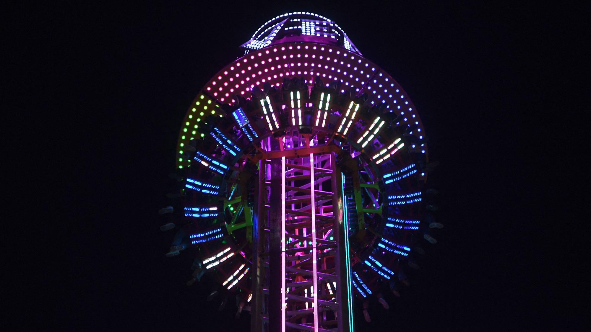 Nach dem tödlichen Unfall auf dem Münchner Oktoberfest ist der Freifall-Turm «Hangover» wieder in Betrieb.