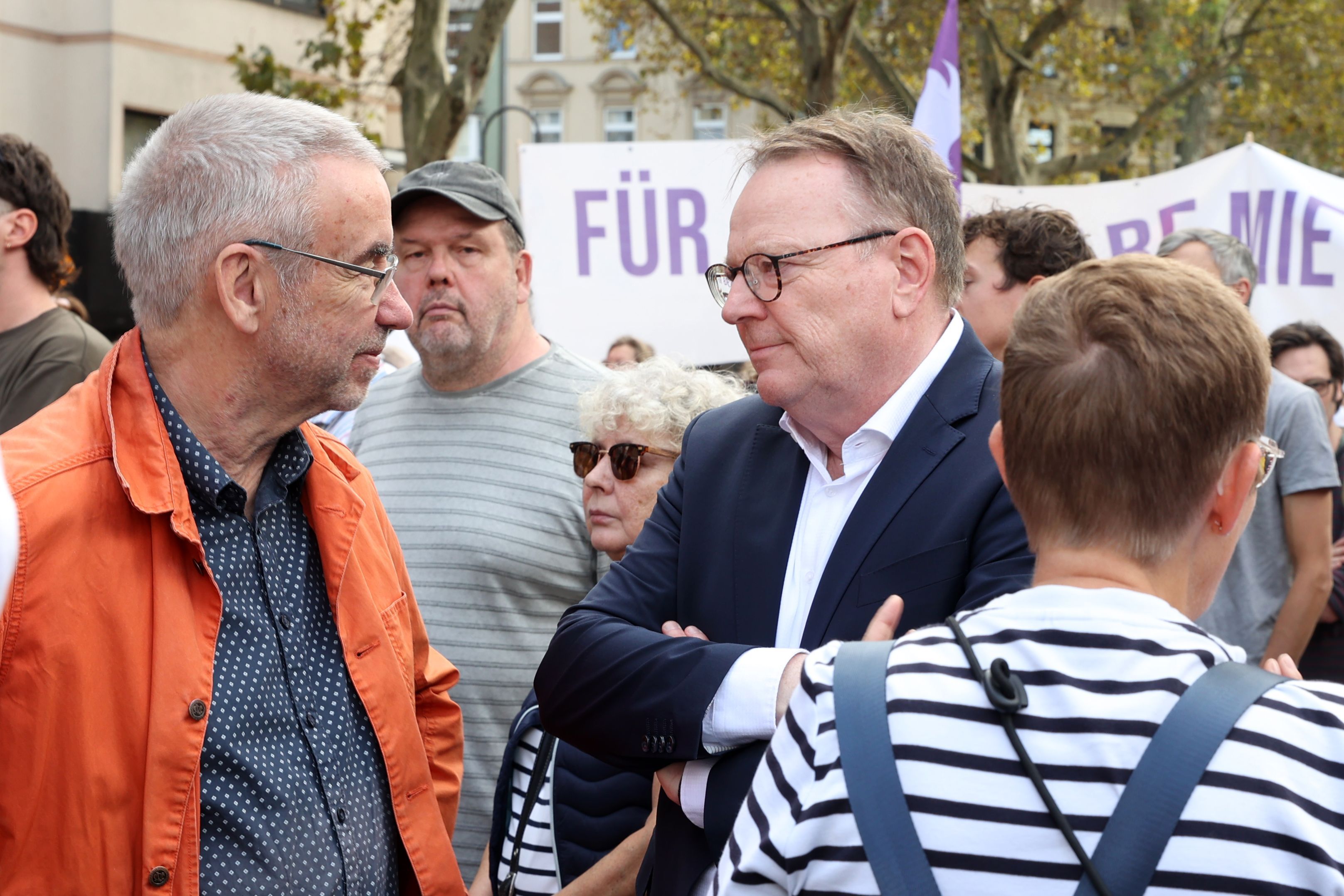 OB Burmester kam bei der Demonstration mit Kölnern ins Gespräch