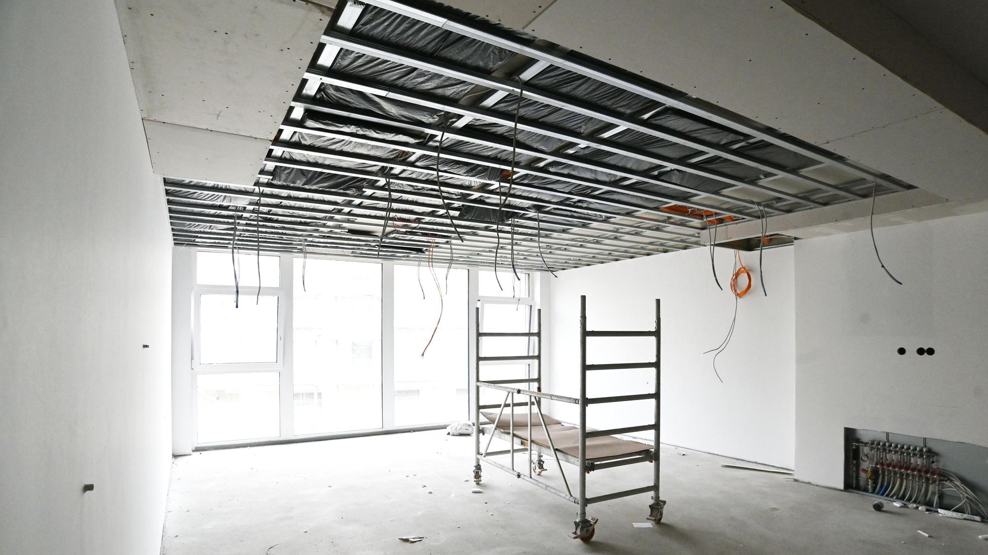 Ein zukünftiges Senioren-Zimmer der Einrichtung ist noch als Baustelle zu sehen.