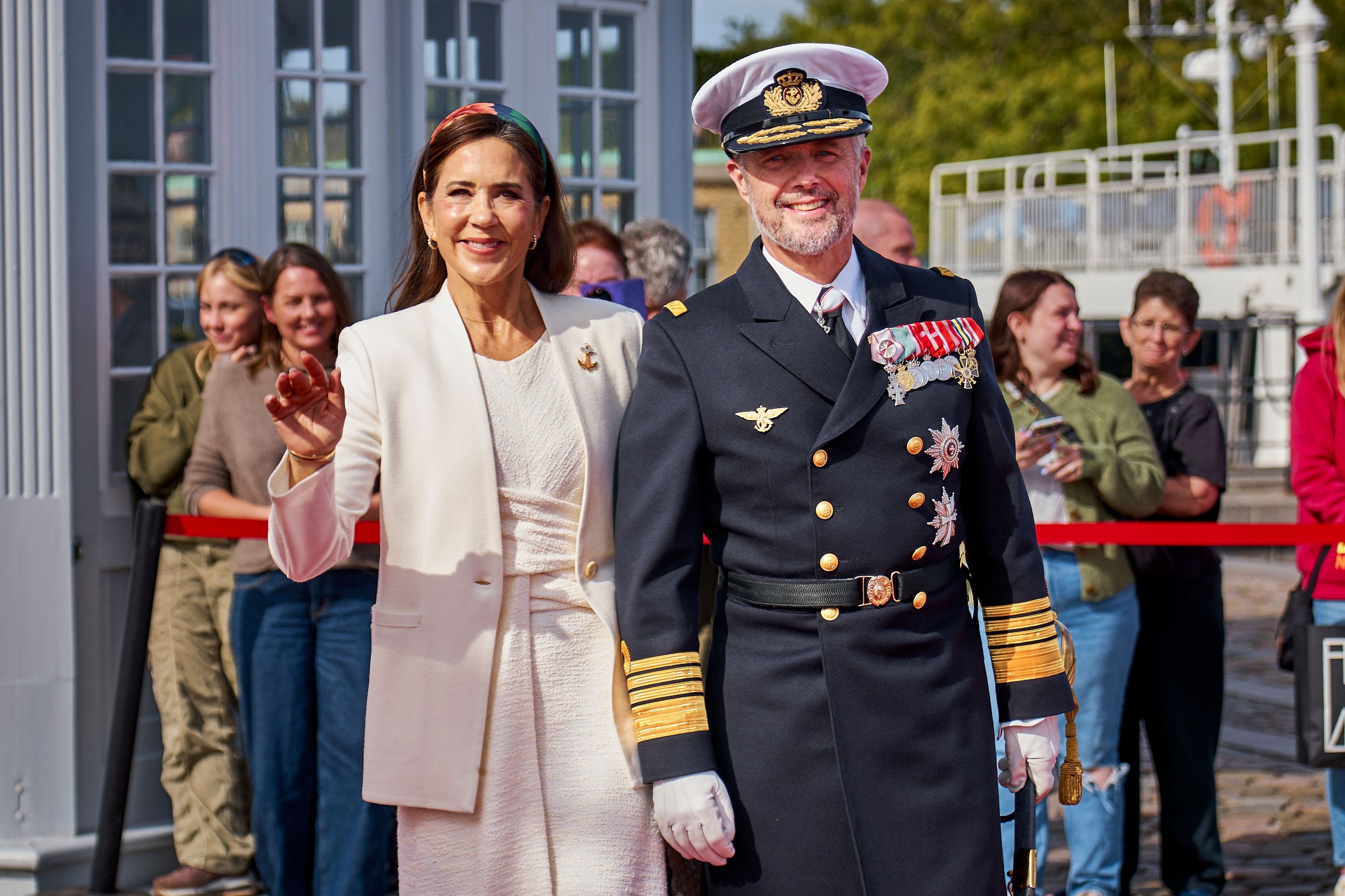 Königin Mary und König Frederik posieren.