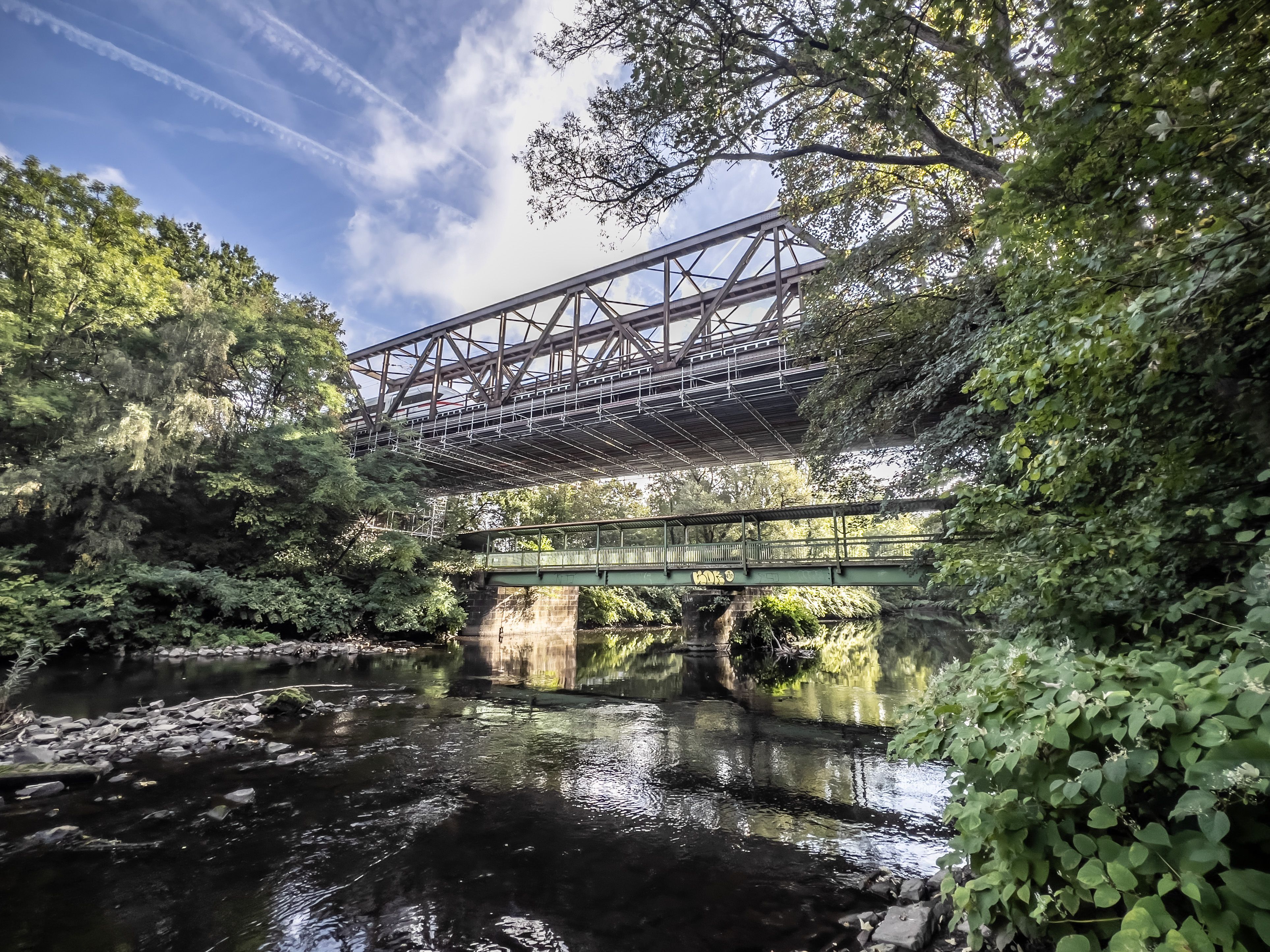 Defekte Bahnbrücke über die Wupper in Opladen. Strecke: Opladen-leichlingen-Wuppertal. Bild: Ralf Krieger