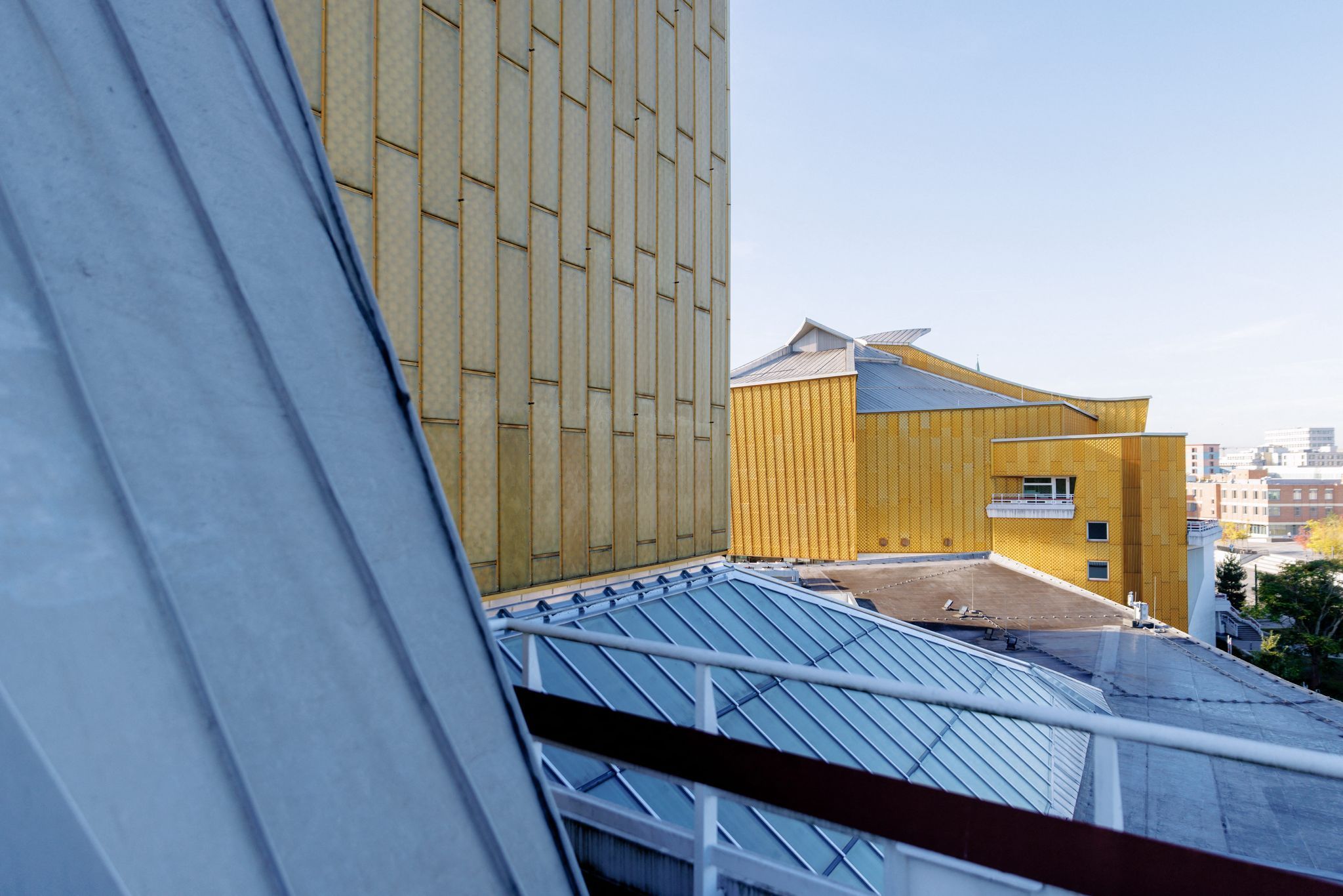 Blick auf das Dach der Philharmonie. (Archivbild)