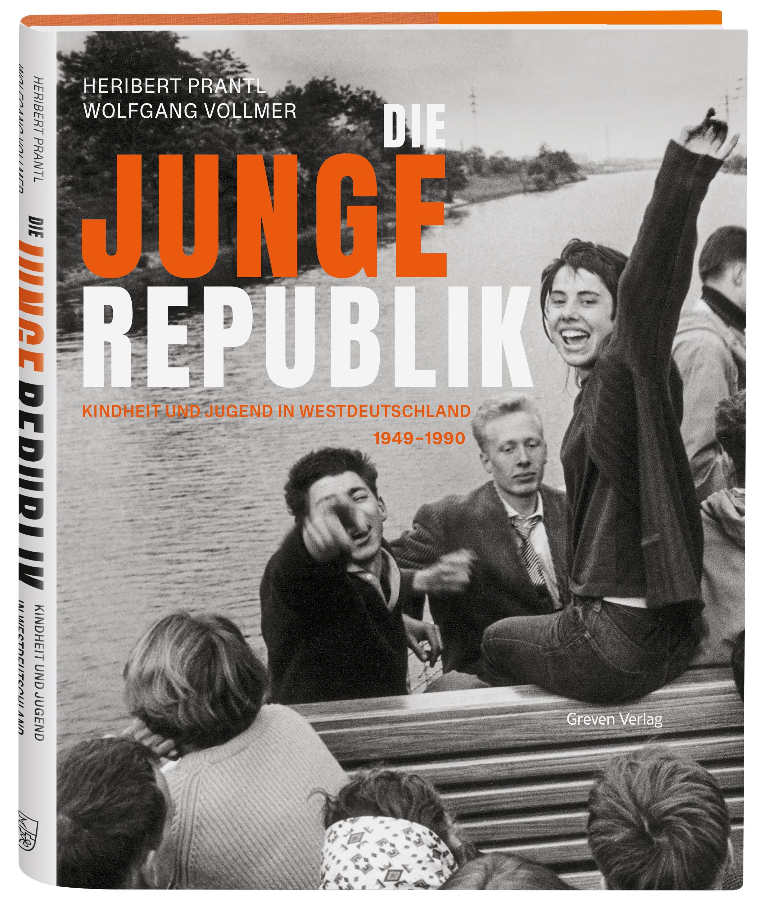 Cover mit einer Frau, die die Arme hochreißt.