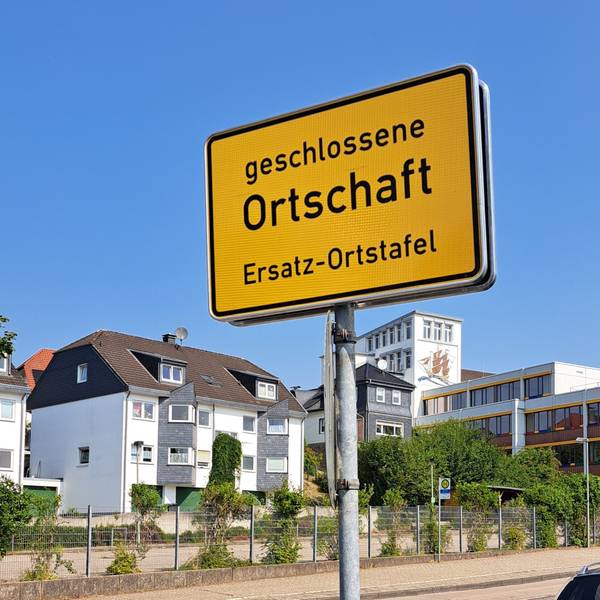 Eine der vielen neuen Ortstafeln in Wipperfürth.