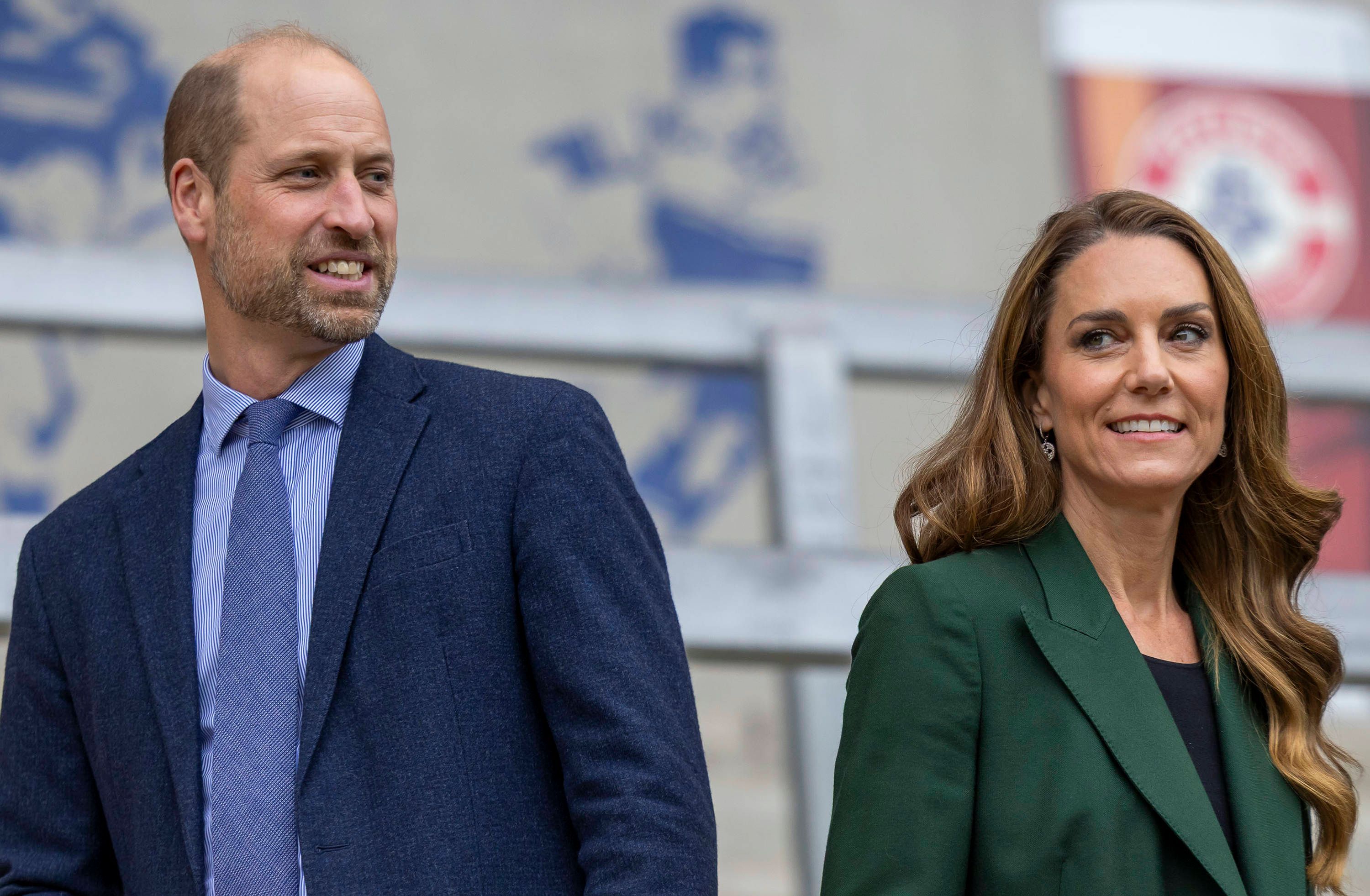 Der Prinz und die Prinzessin von Wales im DIY Kitchens Stadium, der Heimspielstätte von Wakefield Trinity in West Yorkshire.