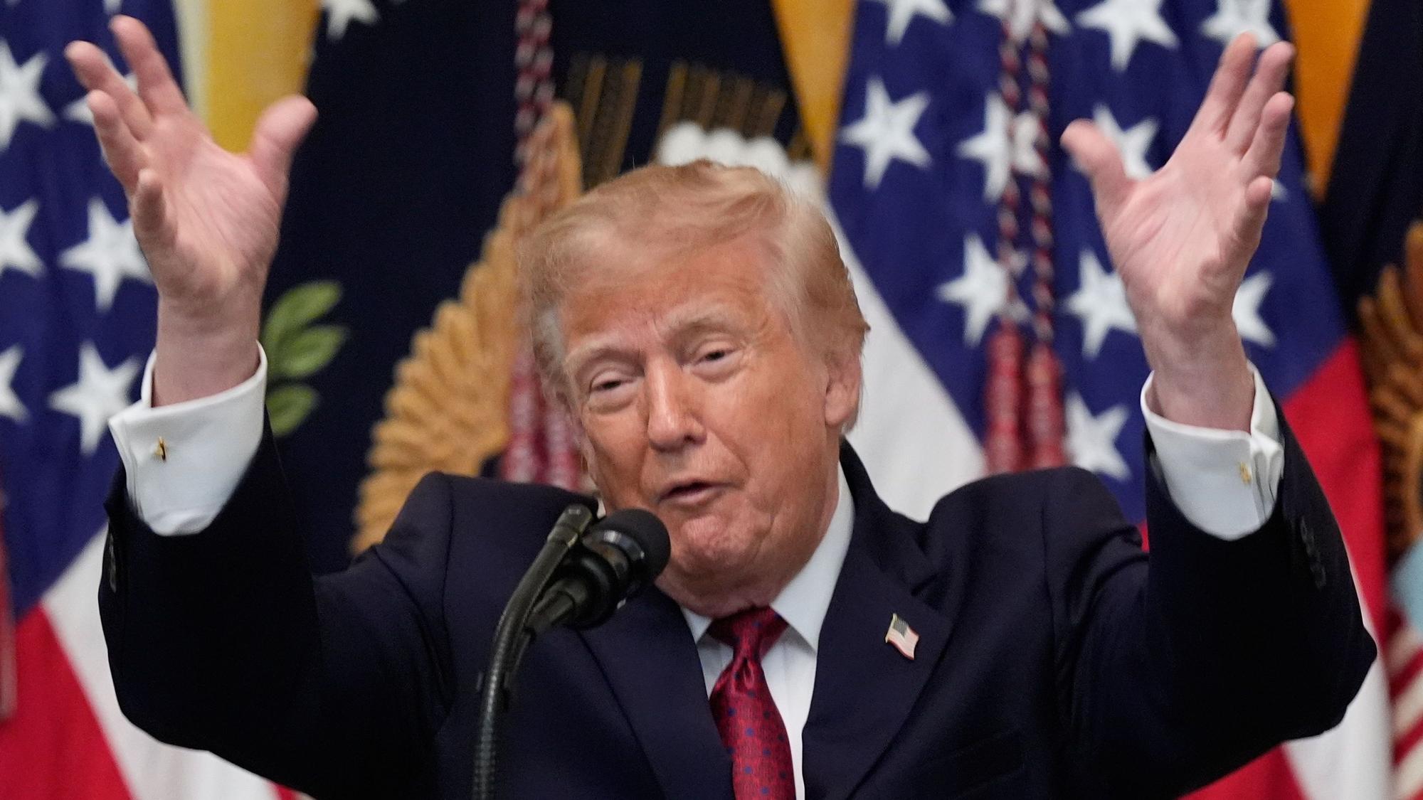 US-Präsident Donald Trump hält im East Room des Weißen Hauses eine Rede anlässlich einer Veranstaltung zum Hispanic Heritage Month.