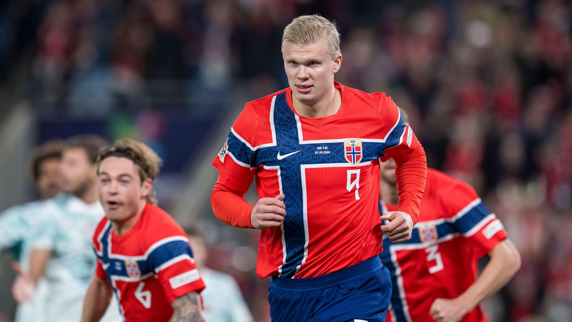 Erling Braut Haaland im Dress der norwegischen Nationalmannschaft.