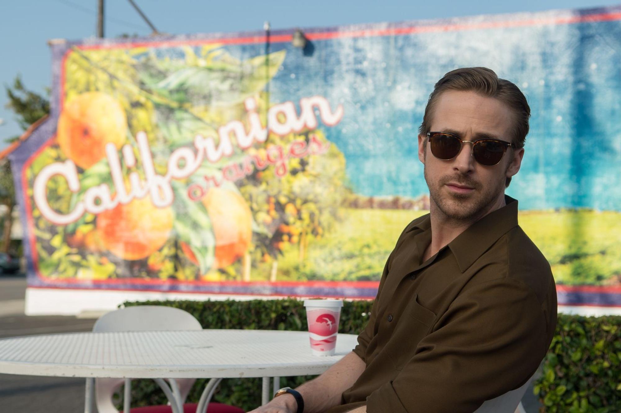 Ryan Gosling macht den Jazz-Pianisten Sebastian zu einem Vintage-Mann von arroganter Lässigkeit. (Bild: Studiocanal / Dale Robinette)