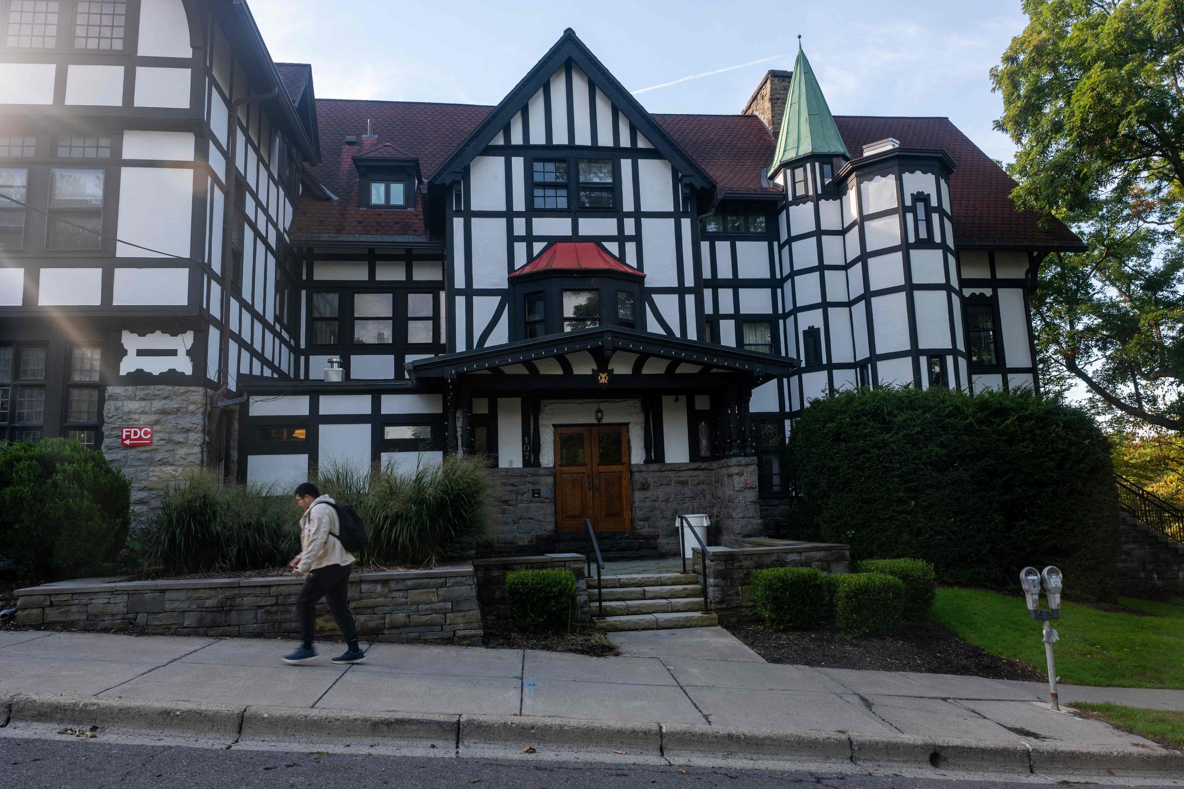 Das Haus der Studierendenverbindung Chi Phi in Ithaca, New York. (Archivbild)
