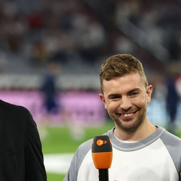 TV-Experten Per Mertesacker (l.) und Christoph Kramer.