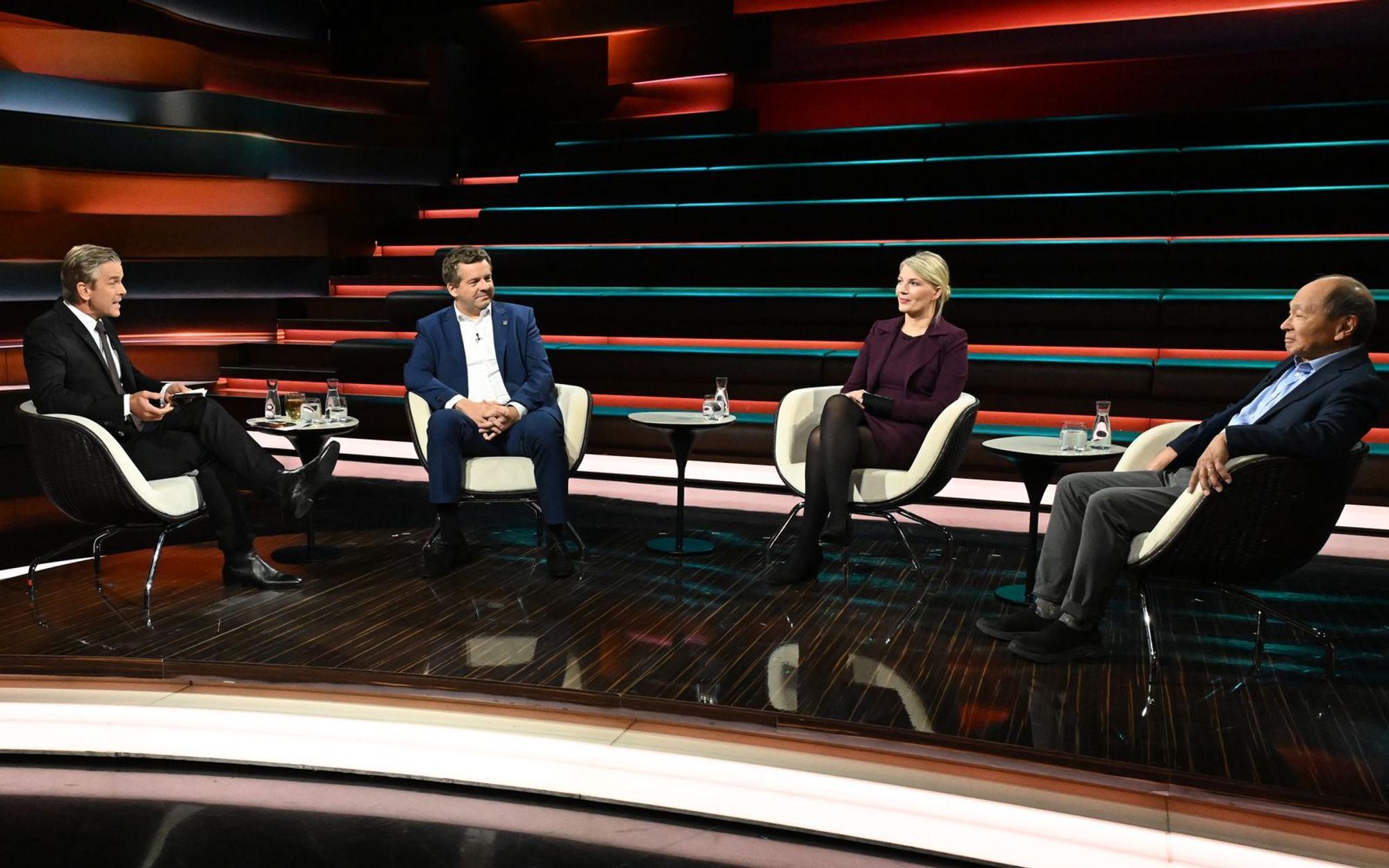 Bei „Markus Lanz“ kam am Donnerstagabend die Frage die Frage auf, wie nach dem AfD-Wahlsieg eine Mehrheitsbildung bei Beschlüssen im Landtag von Sachsen-Anhalt aussehen könnte. (Bild: ZDF / Markus Hertrich)