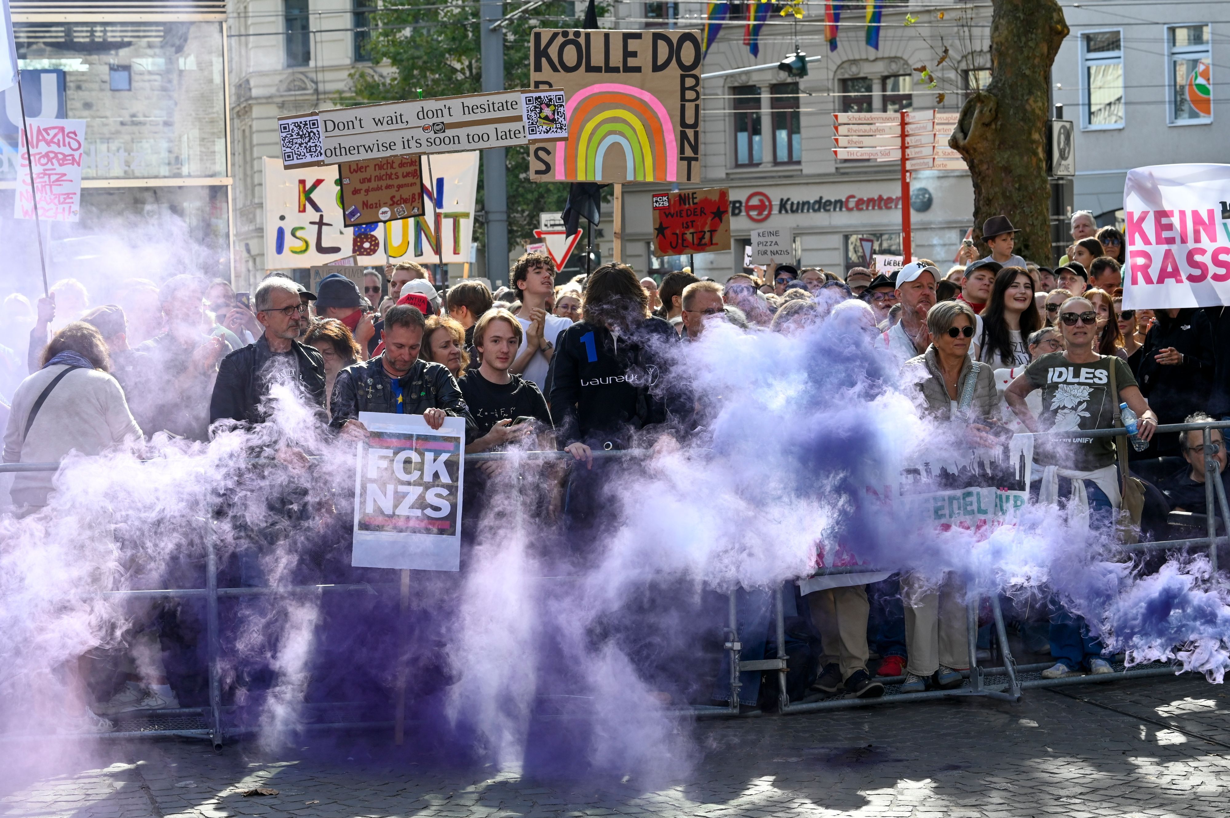 Am Tag der Deutschen Einheit plant ein rechtsextremes Bündnis eine Demonstration mit dem Titel „Gedenklauf zur Wiedervereinigung“ auf dem Chlodwigplatz.