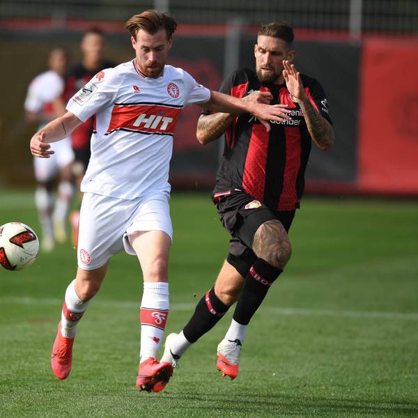 0210.2026, xophax, Fussball 1.Bundesliga, Bayer 04 Leverkusen Testspiel gegen Fortuna Köln . Robert Andrich , rechts Bayer 04 und Jannik Mause SC Fortuna Köln , links Leverkusen *** October 2, 2026, xophax, Soccer, Bundesliga 1, Bayer 04 Leverkusen vs. Fortuna Köln friendly match Robert Andrich Bayer 04, right and Jannik Mause SC Fortuna Köln, left Leverkusen
