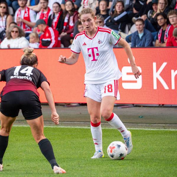 Deutschland: Google Pixel Frauen-Bundesliga 2026/2027, 6.Spieltag, 1.FC Köln vs SC Freiburg, Samstag, 03.10.2026, Franz-Kremer-Stadion Köln-Westfalen: Taylor Ziemer 1.FC Köln,18 Zweikampf, Spielszene, Duell, duel, tackle, tackling, Dynamik, Action, Aktion gegen Carina Brunold SC Freiburg, 14 Köln Franz-Kremer-Stadion, Köln Deutschland *** Germany Google Pixel Women s Bundesliga 20262027, Matchday 6, 1. FC Köln vs. SC Freiburg, Saturday, October 3, 2026, Franz Kremer Stadium, Cologne, Westphalia Taylor Ziemer, 1 FC Köln, 18 tackle, match action, duel, dynamic, action against Carina Brunold, SC Freiburg, 14 Cologne, Franz Kremer Stadium, Cologne, Germany Copyright: xOrhanxHabashx