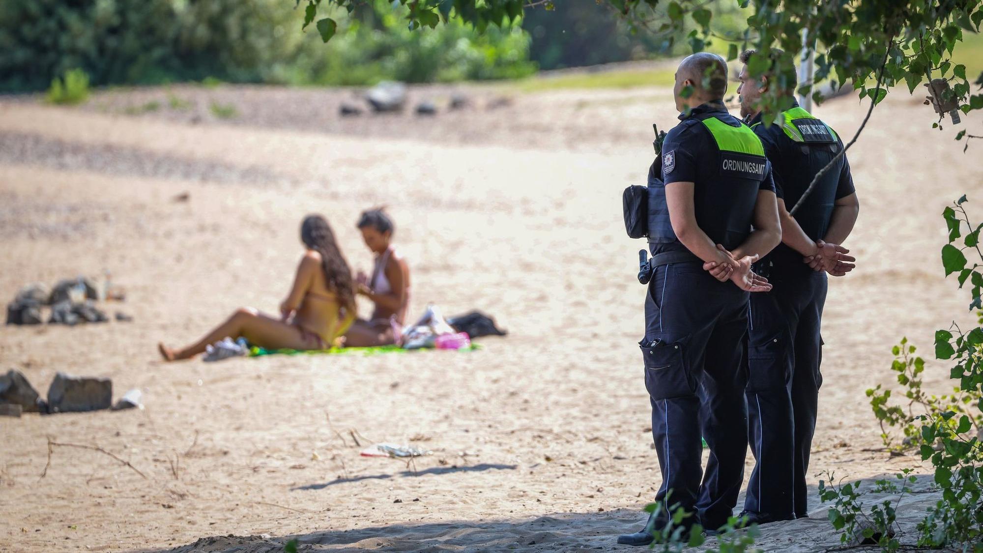 Kontrollmaßnahmen für Badeverbot am Rhein
