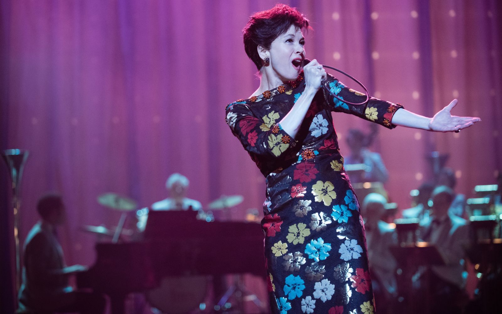 Bühnenstar mit Leib und Seele: In „Judy“ (2019) verkörpert Renée Zellweger die große Judy Garland.  (Bild: eOne Germany)