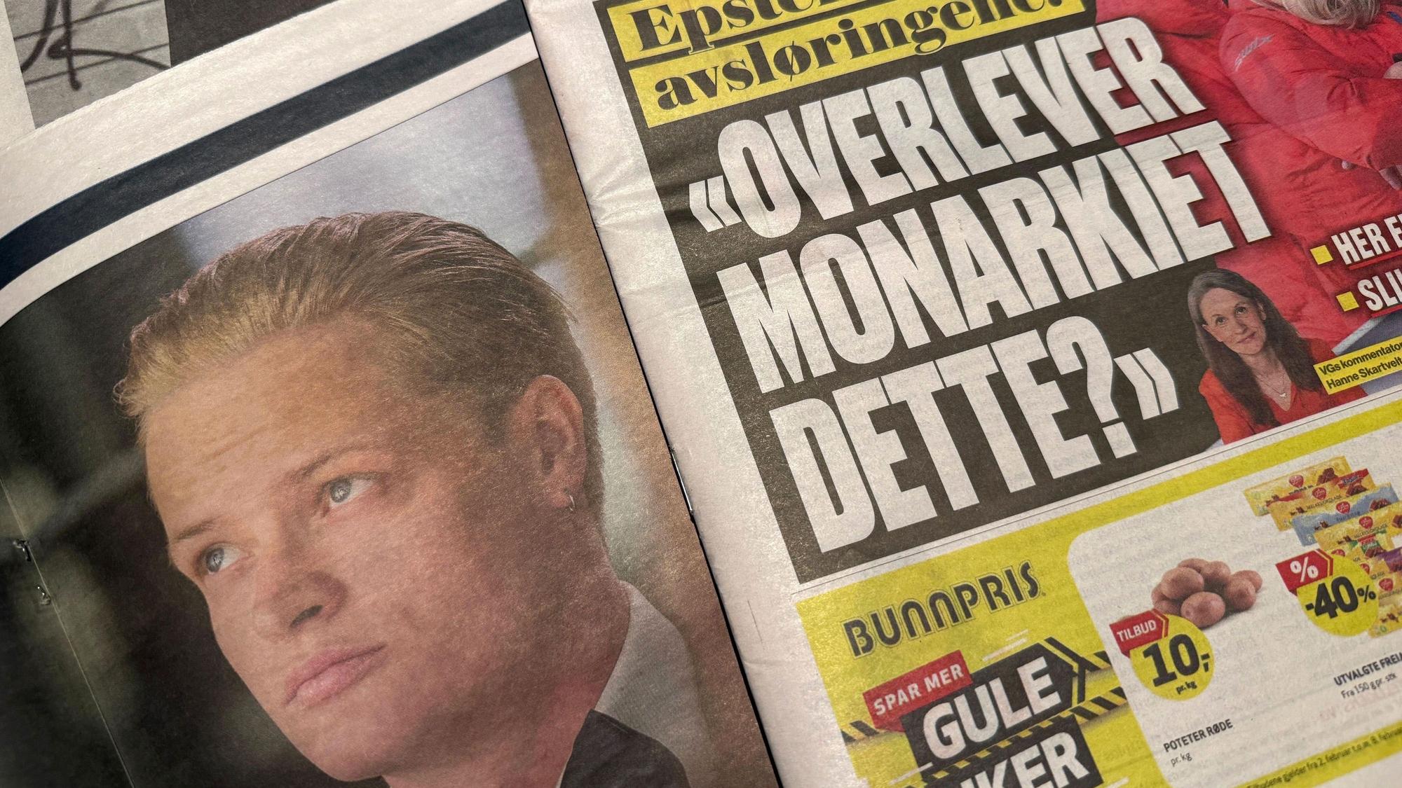 Norwegische Zeitungen berichteten im Februar über den bevorstehenden Prozess gegen Marius Borg Høiby und die Kontakte seiner Mutter, der damaligen Kronprinzessin Mette-Marit, zu dem Sexualstraftäter Epstein.