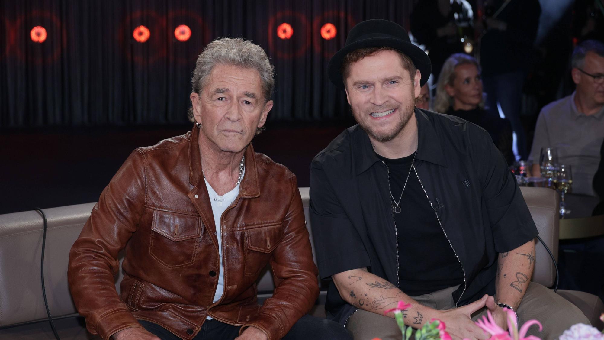 Peter Maffay und Johannes Oerding in der „NDR Talk Show“.