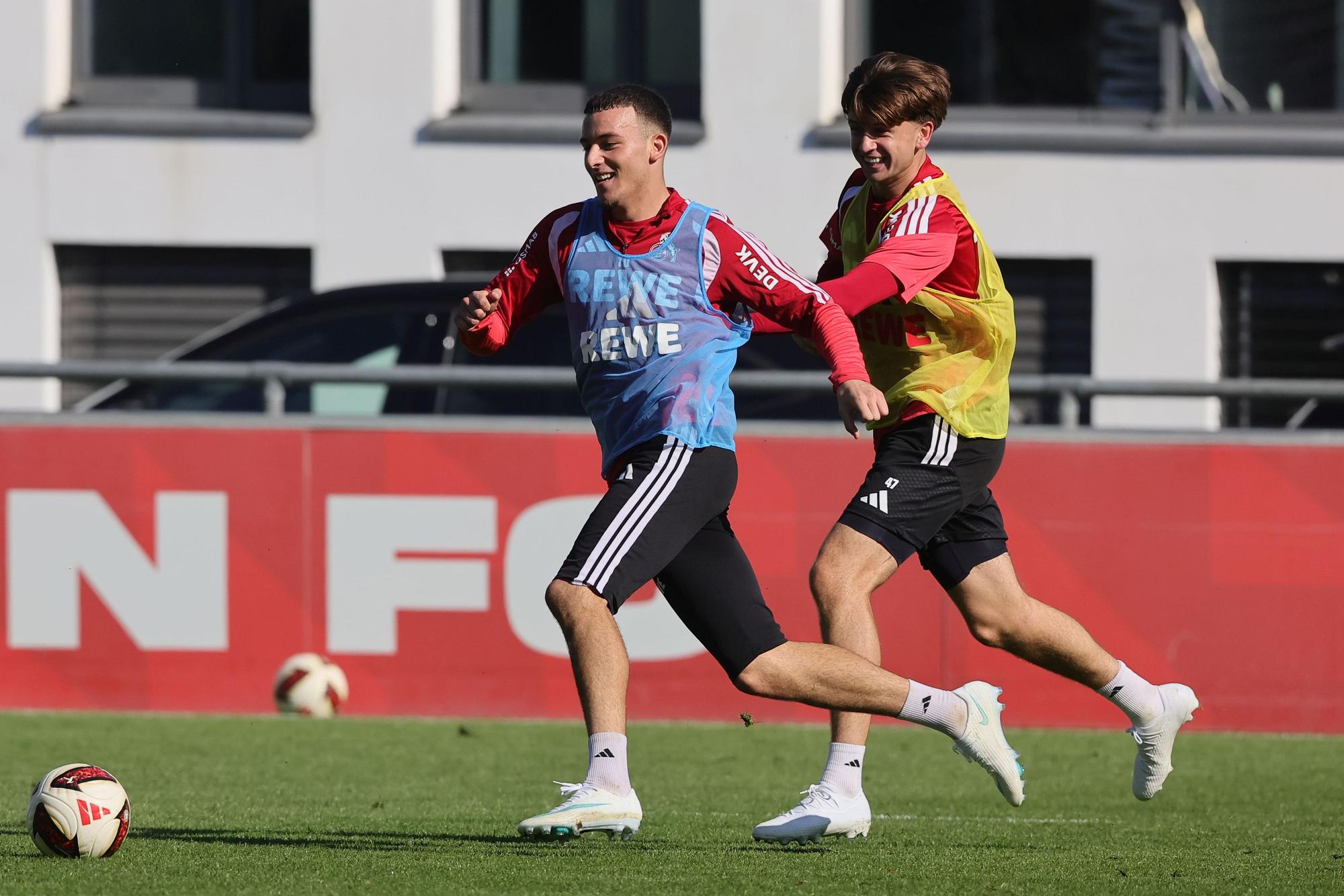 Training, 1. FC Köln, von links: Said El Mala, Mikey Moore (1. FC Köln), 06.10.2026, Bild: Herbert Bucco