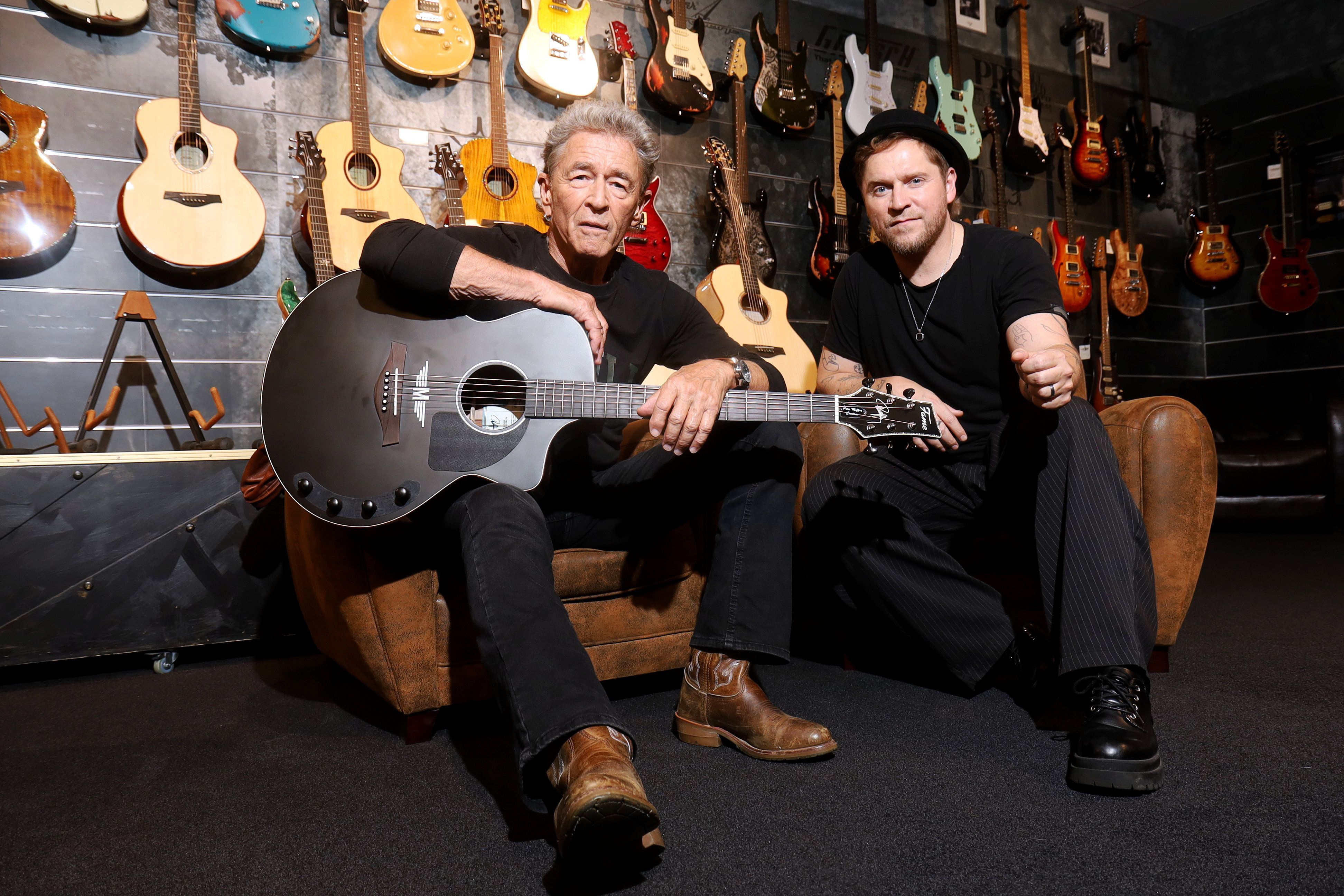 Peter Maffay & Johannes Oerding (v.l.) im Music Store
