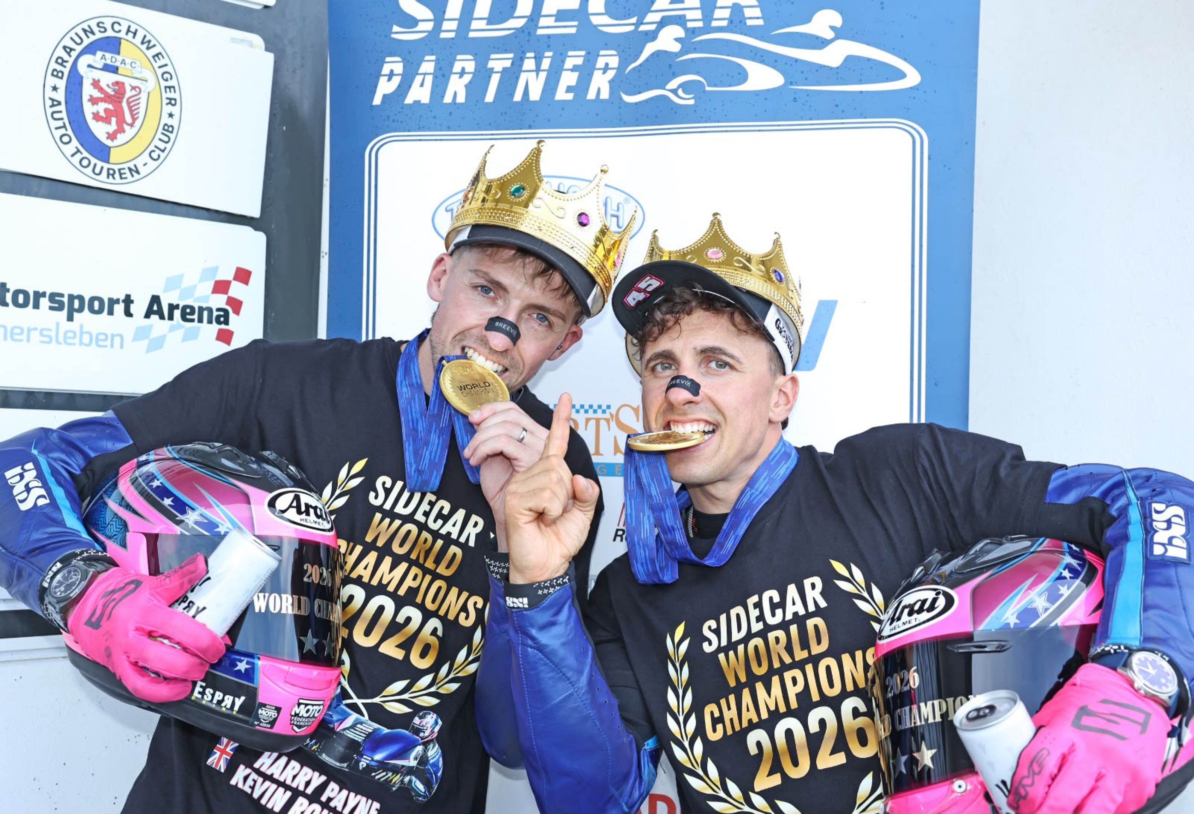 Zwei erfolgreiche Motorsportler