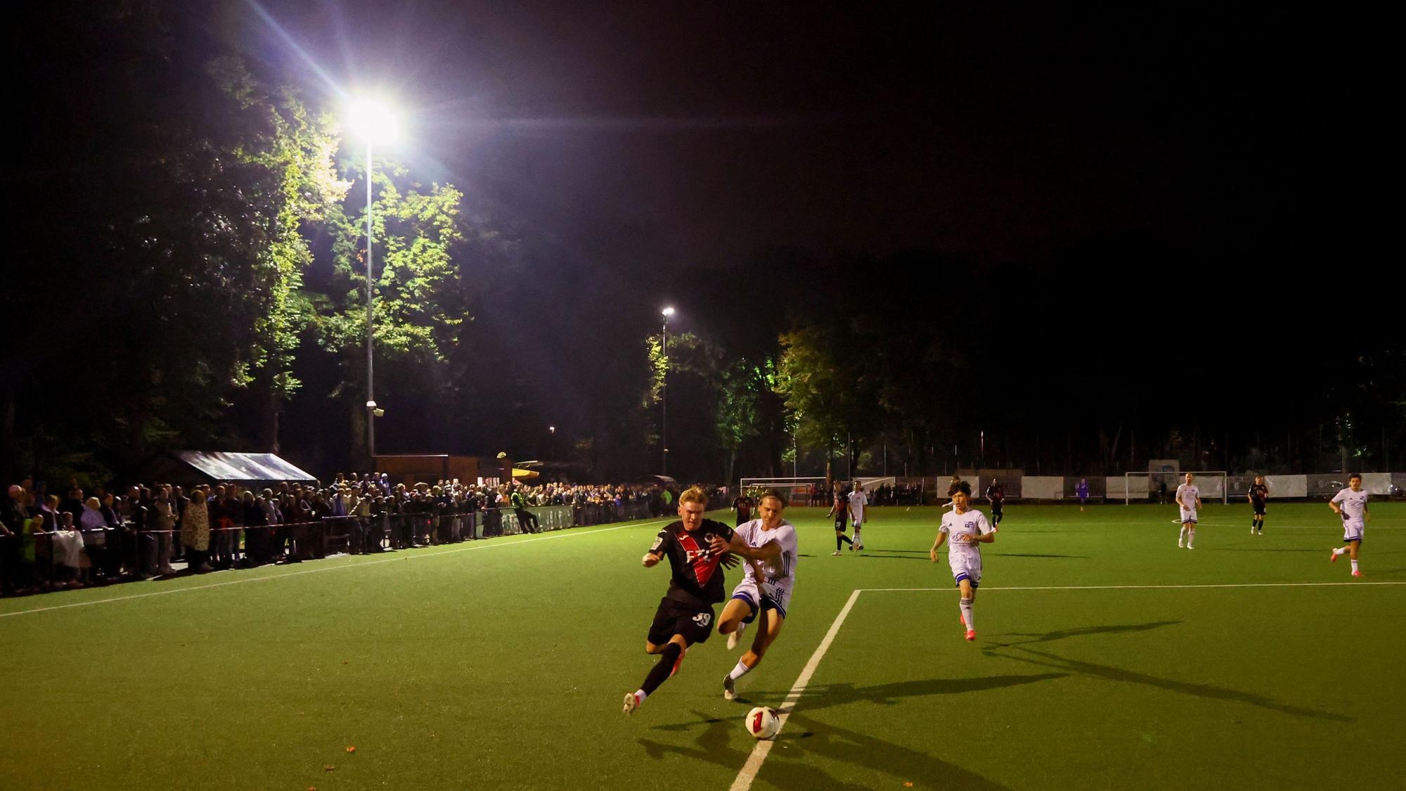 7.10.2026, Köln: Sport - Fußball Mittelrheinpokal - Eichenkreuz Sportanlage Köln - Blau-Weiß Köln vs Viktoria Köln. Foto: Thilo Schmülgen
