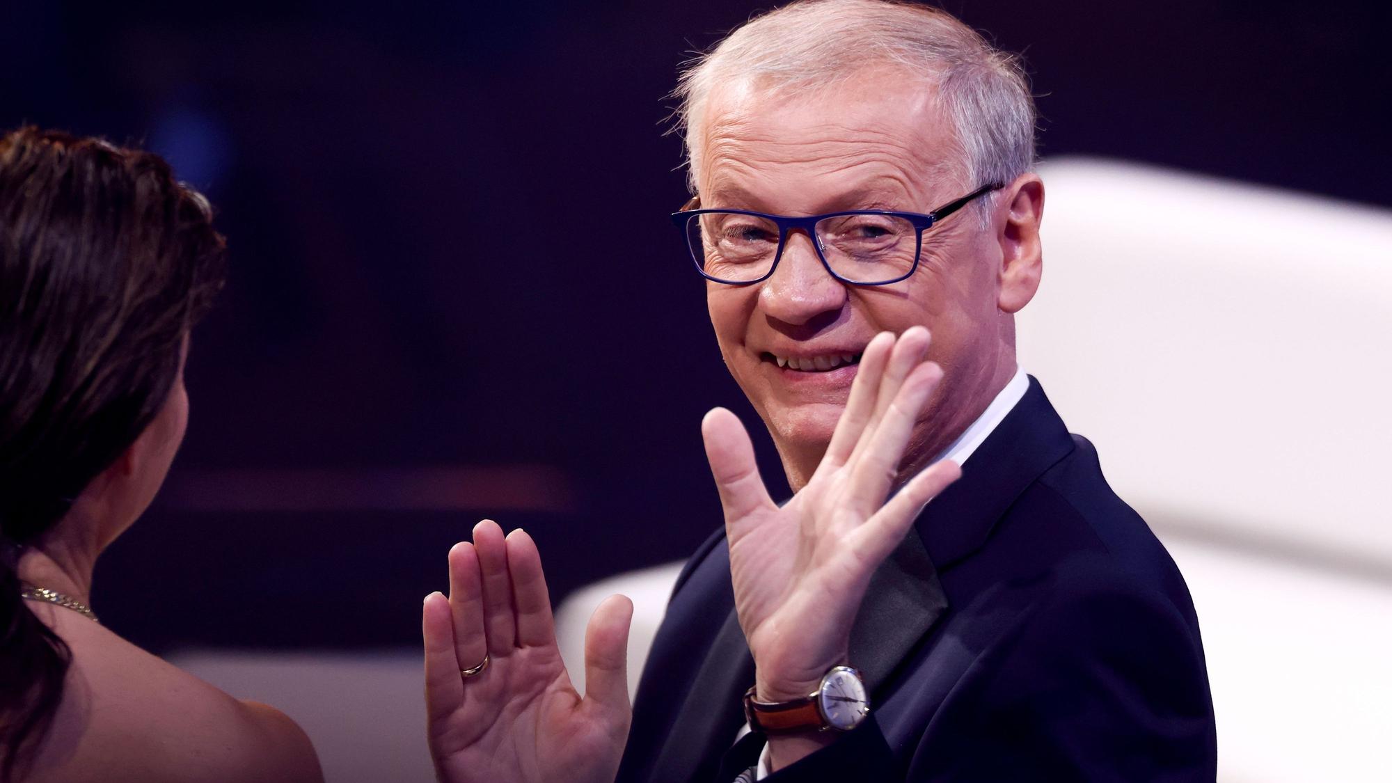 Köln: Günther Jauch, Moderator, sitzt bei der Verleihung des Deutschen Fernsehpreises im Publikum